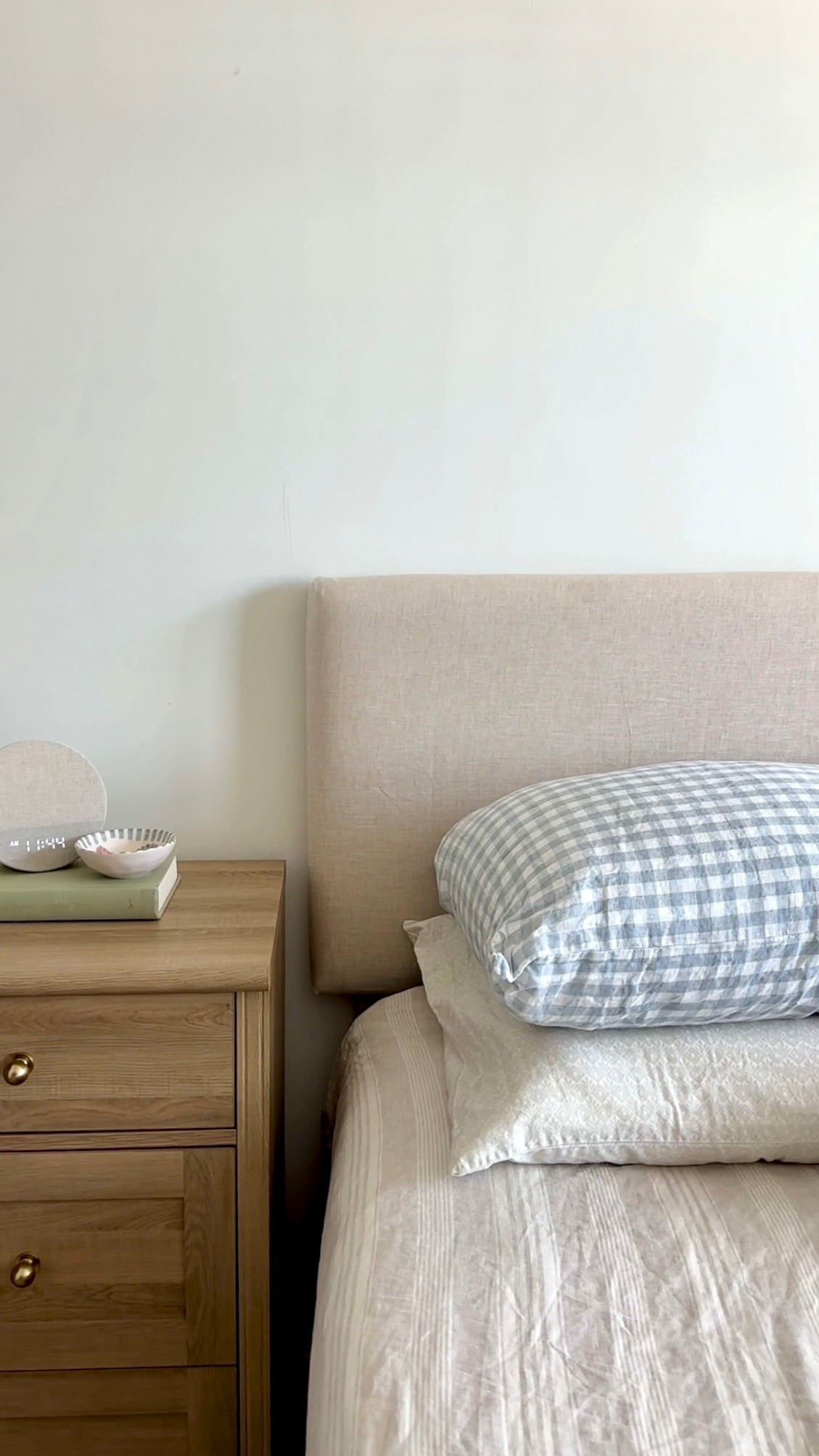 my easy headboard diy! I found an inexpensive headboard & covered it with muslin from hobby lobby — to help hide the dark color & hold down the flanges — & some fabric I already had (a linen curtain panel 🤭).

headboard, diy headboard, bedroom furniture, bed, bedroom decor, neutral bedroom, coastal bedroom, bedroom makeover, diy projectt

#LTKFindsUnder100 #LTKSeasonal #LTKHome