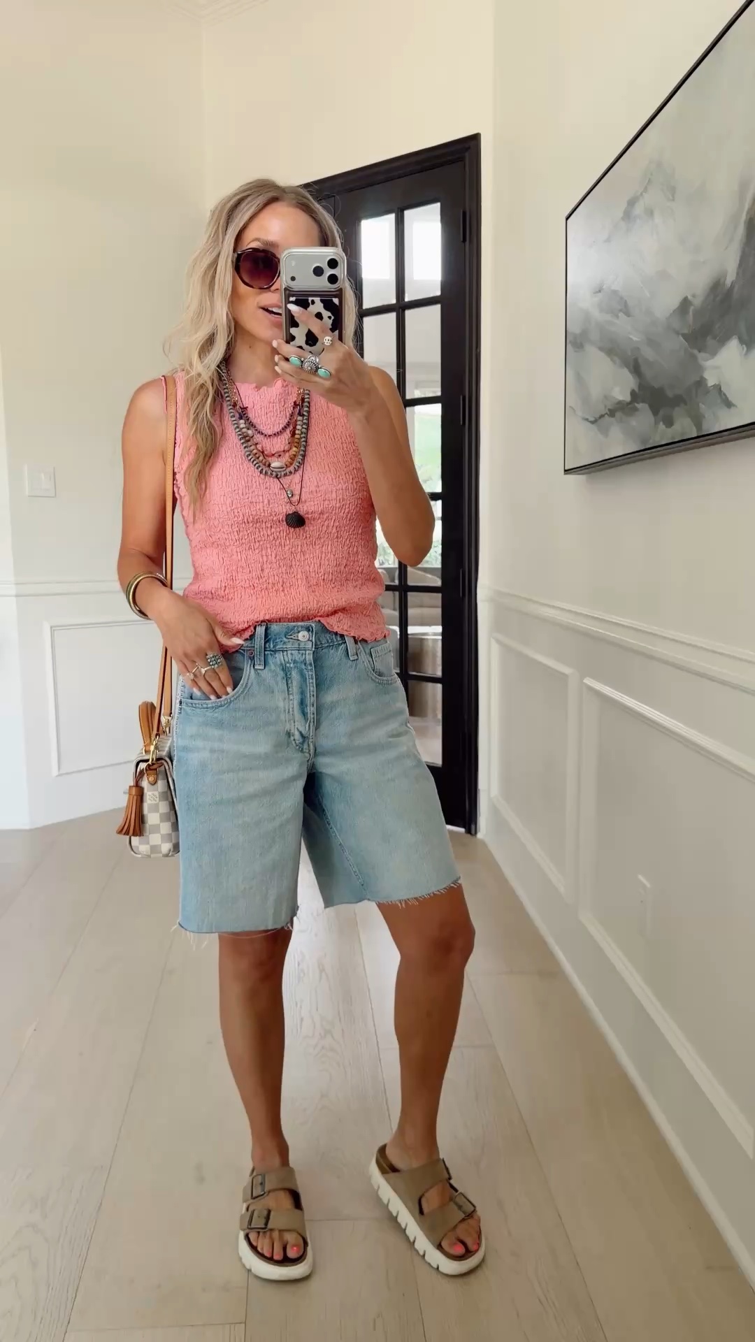 You could not find a more affordable summer outfit that is freaking cute 🫶🏼☀️🤍

Up to 60% off the entire site today👀

Wearing my tts (small) in the top and my tts (4) in the shorts.

5’5” // 120 lbs

#LTKSaleAlert #LTKootd #LTKgrwm