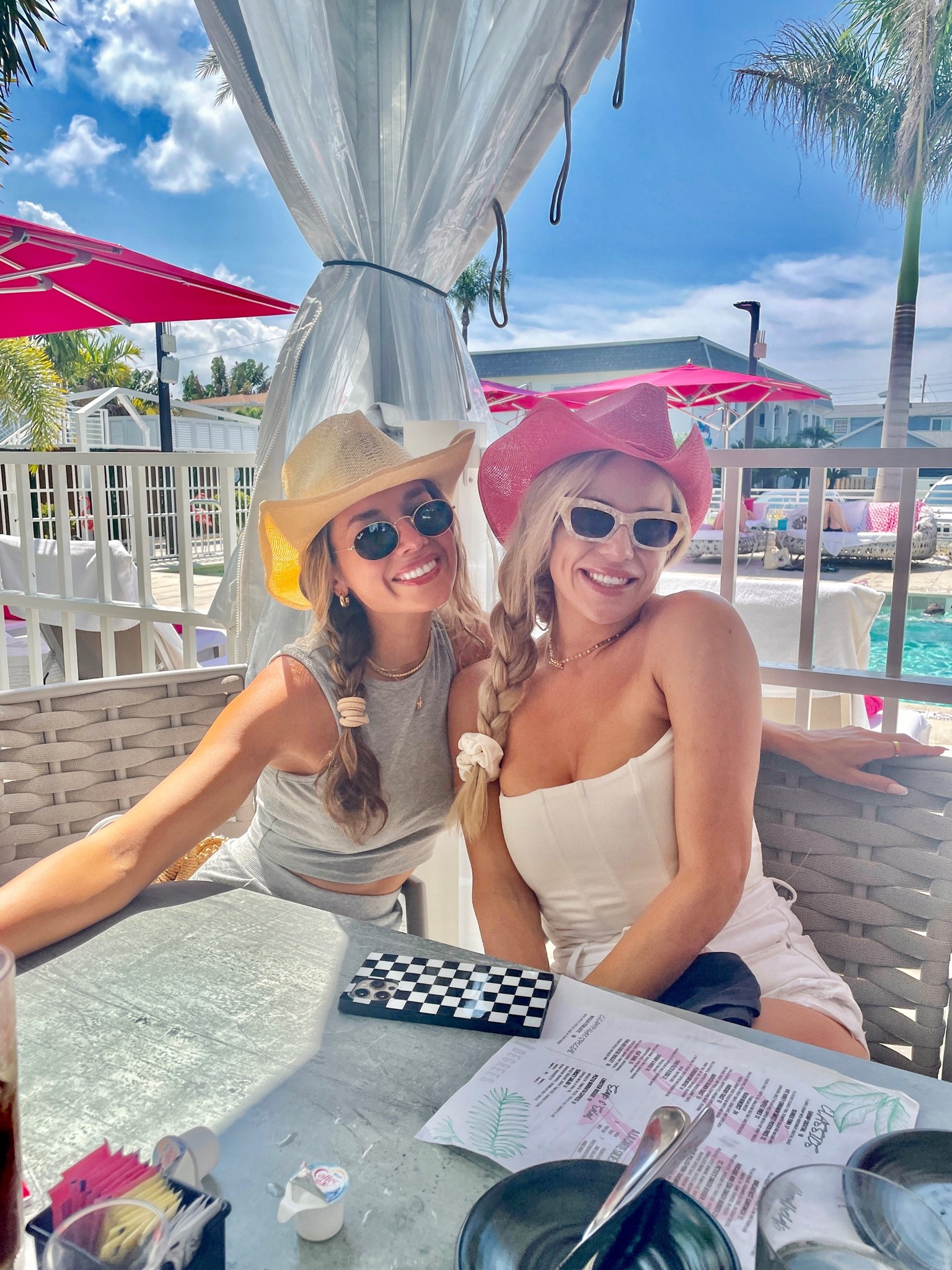 Under $20! Obsessed with these cowboy hats! 🤠 Perfect for summer




Target 
summer fit
summer essentials
hats
cowboy 
sunglasses 

#LTKstyletip #LTKFind #LTKSeasonal