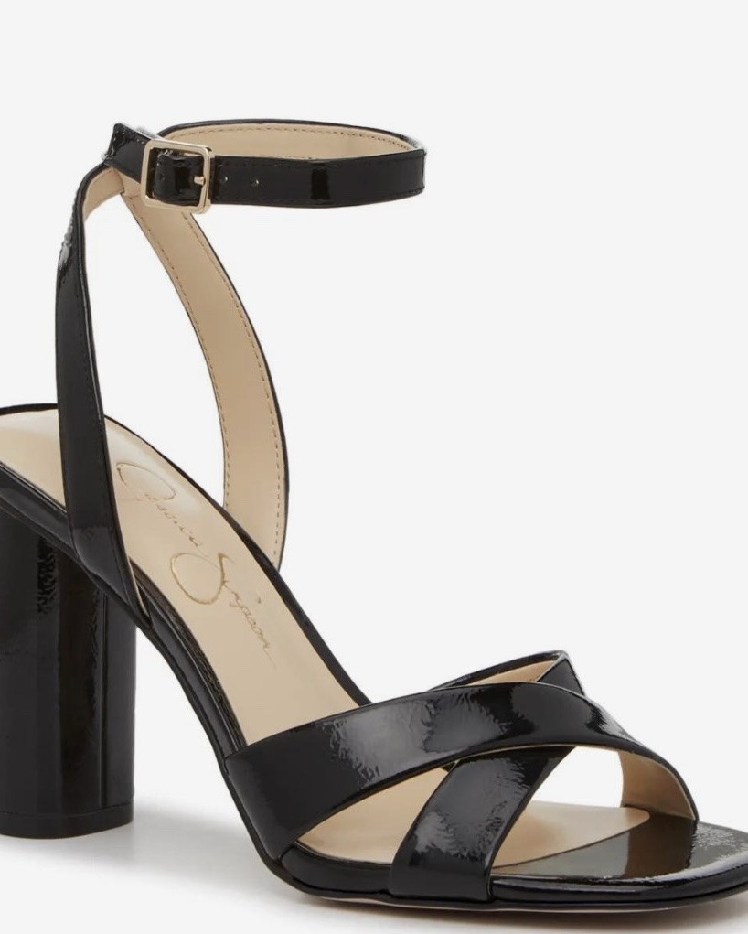Show sale! Im downsizing and I have new (NWT) and new-ish (worn once) shoes I’m selling on Poshmark. Sizes 9.5-11 (39-41). Prices vary but make me an offer! #LTKShoeCrush

#LTKootd #LTKU