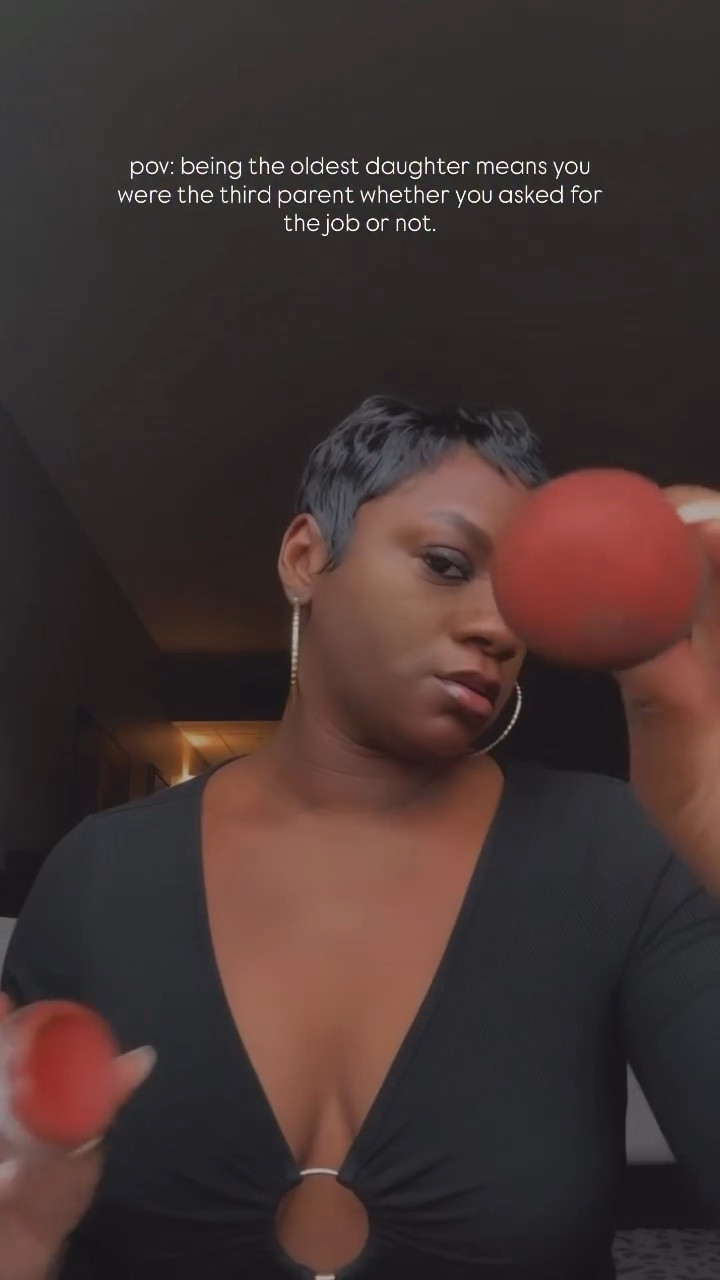 Oldest daughters deserve financial compensation for emotional labor.
That’s all I’m saying.

Blush: @itcosmetics 
.
.
#oldestdaughter #oldestchildsyndrome #firstbornproblems #atlantacontentcreator #girltalk