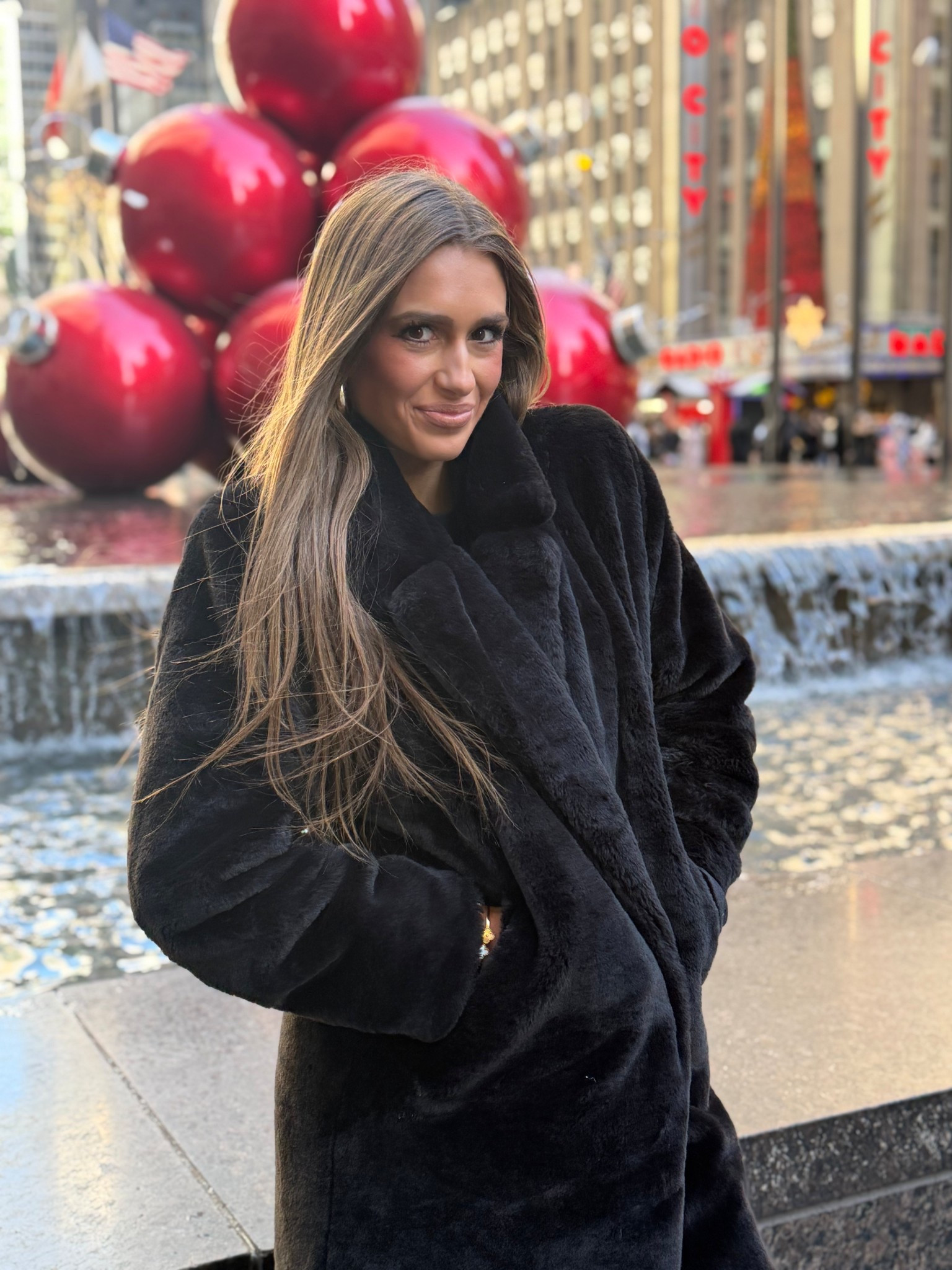 Fur coat season 

#furcoat
#winter
#nyc 

#LTKootd #LTKdayinmylife #LTKgrwm