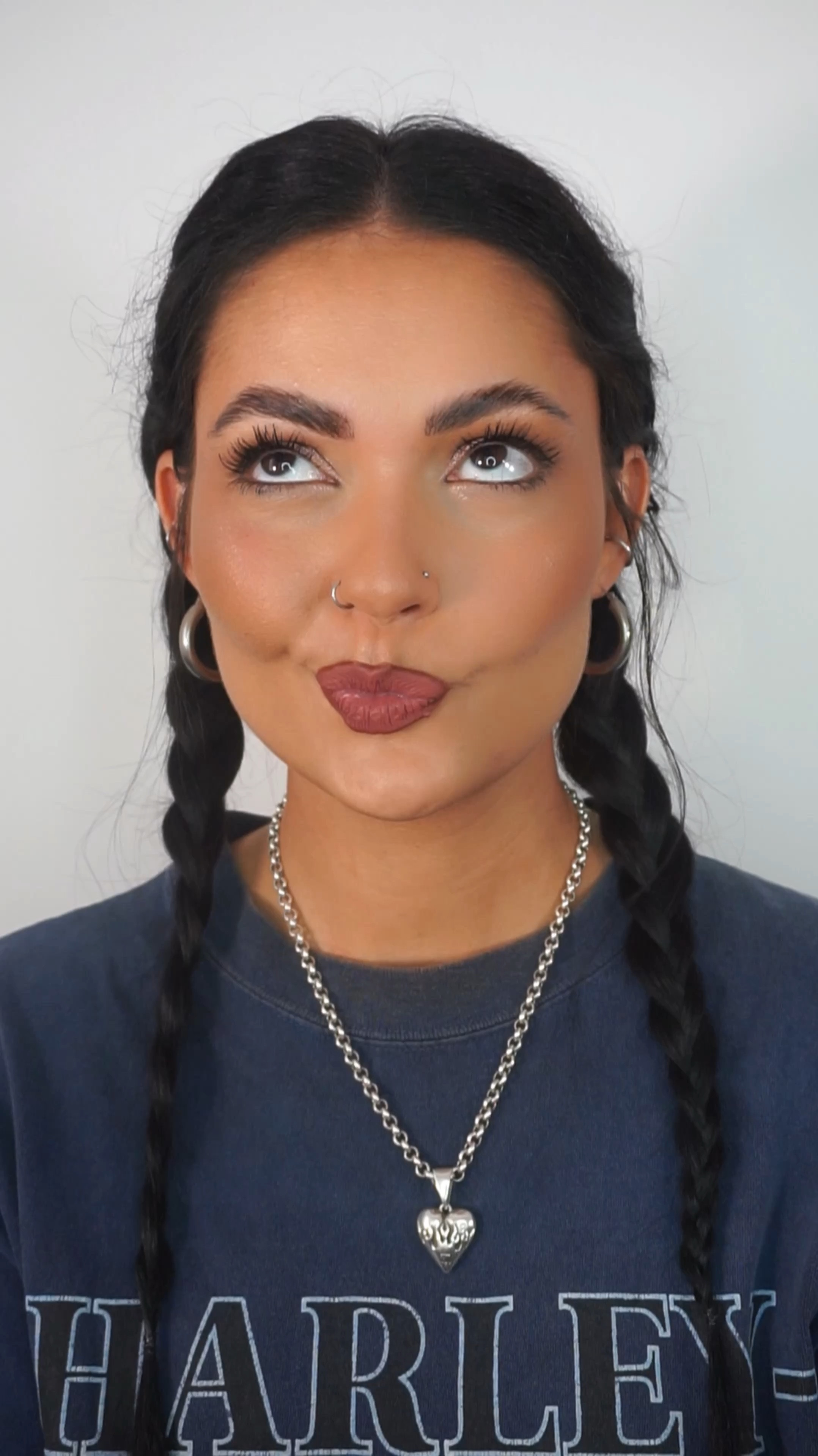 Easy glowy but defined makeup!!🌟✨🤩

#LTKpartywear #LTKstyletip #LTKbeauty