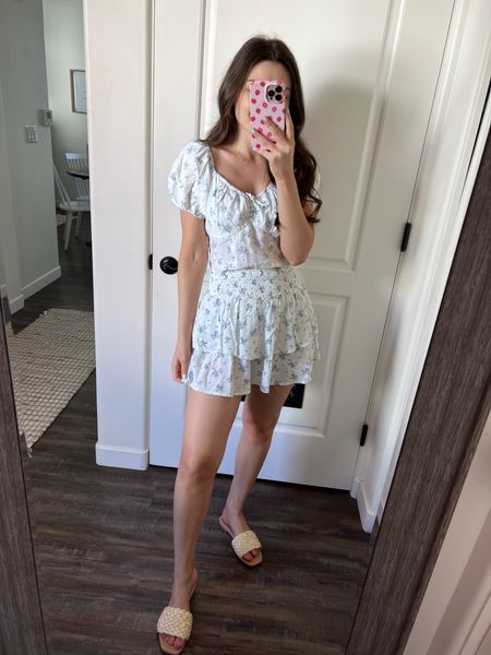 Wearing a small in both, would’ve stuck with an XS for the top!

summer style, beach style, vacation style, resort wear, spring style, target finds, amazon fashion, bodysuit, button up, white shorts, tote, neutrals, Easter outfit, spring dress, floral dress, mini dress, sweater tank, beach bag, sandals, white dress, wedding guest, hollister 

#LTKstyletip #LTKunder50 #LTKunder100