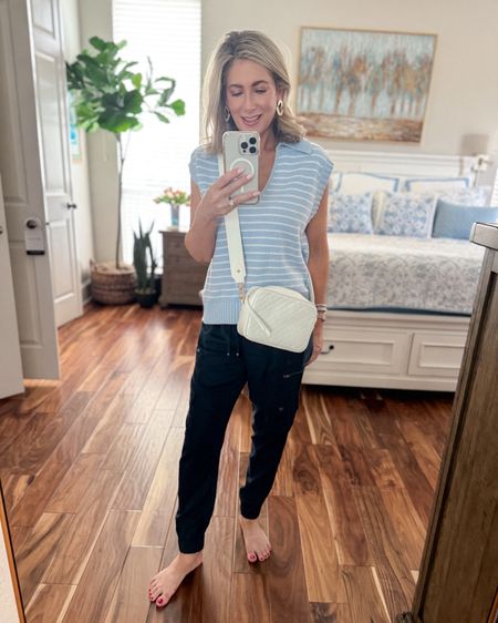 Keeping it casual for a Sunday morning! I can’t stop wearing this combo-the sleeveless collared sweater (a new favorite)-with Tencel cargo joggers (an old fave). Added a new take on a classic bag from @GigiNewYork and now all I need are…shoes! I’m wearing size small in the top and XS in the pants.

FYI-check this space for another re-release from Gigi New York tomorrow…the Marnie satchel in a new and improved neutral!! You can use code MARNIE20 to get 20% off my white bag here or wait until June 3rd and get the Marnie!

#casualoutfit #summeroutfit #fashionover40 #fashionover50 #crossbodybag #joggers 

#LTKOver40 #LTKItBag #LTKFindsUnder50