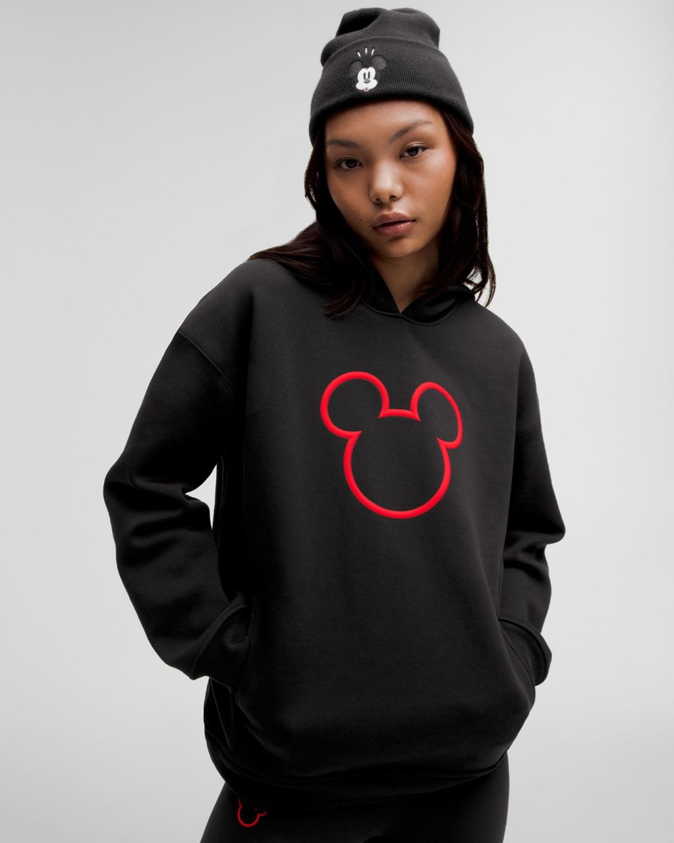 Disney Lululemon oversized hoodie #runDisney #Disney #Lululemon #DisneyLululemon #LululemonDisney #BlackFriday #CyberMonday

#LTKActive #LTKHoliday #LTKCyberWeek