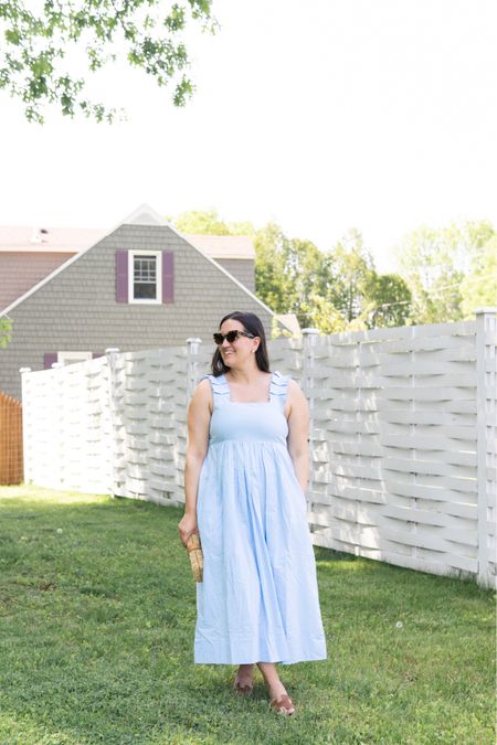 Summertime Bliss in Vermont! 🌿

We started off the season with a long weekend in the Green Mountain State. On the blog, I share a quick recap and details on my new @lakepajamas dress. ☀️

For blog post and outfit details, click the link in my profile. 💙

#LTKstyletip #LTKtravel #LTKSeasonal