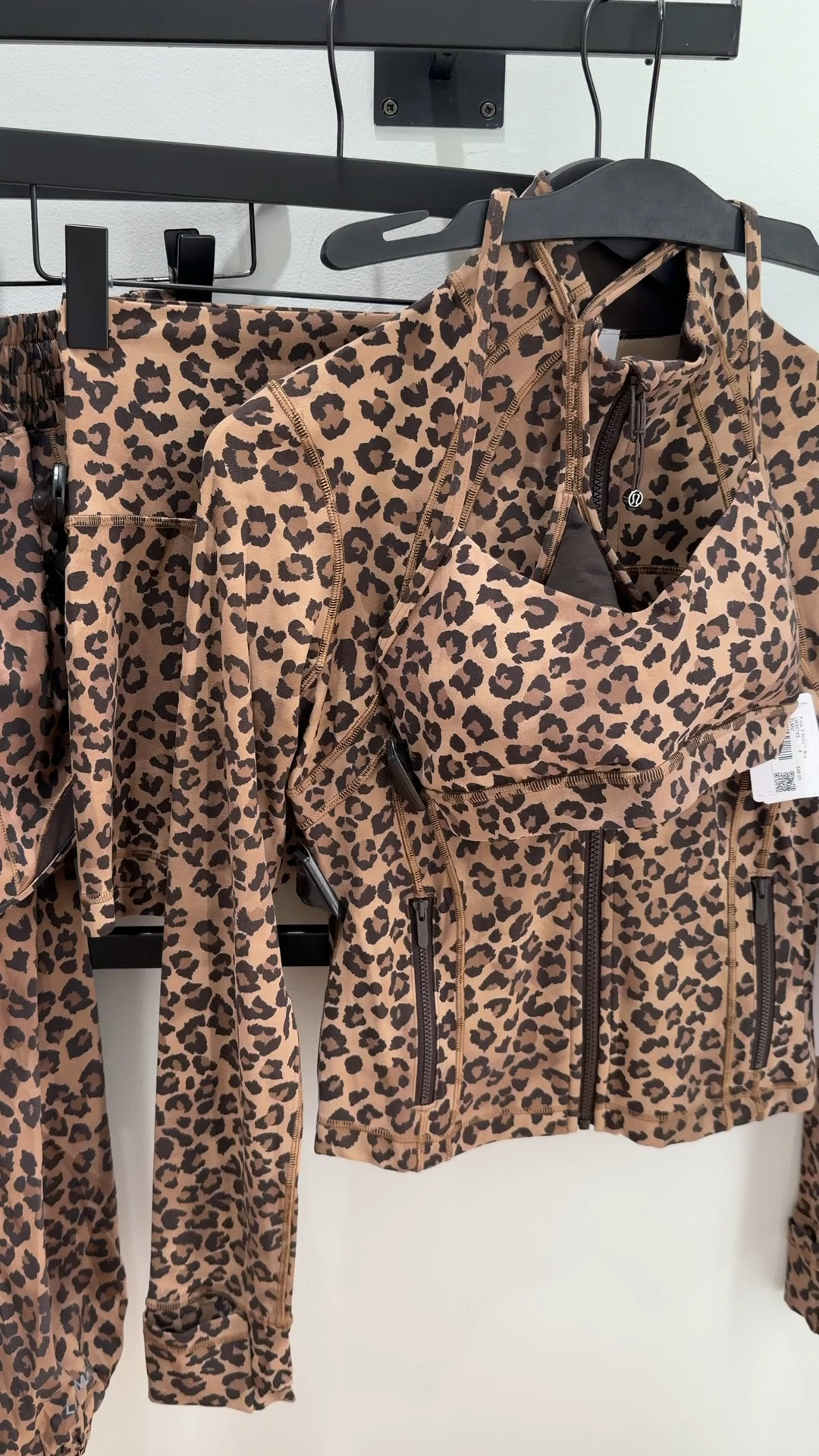 New leopard @lululemon 