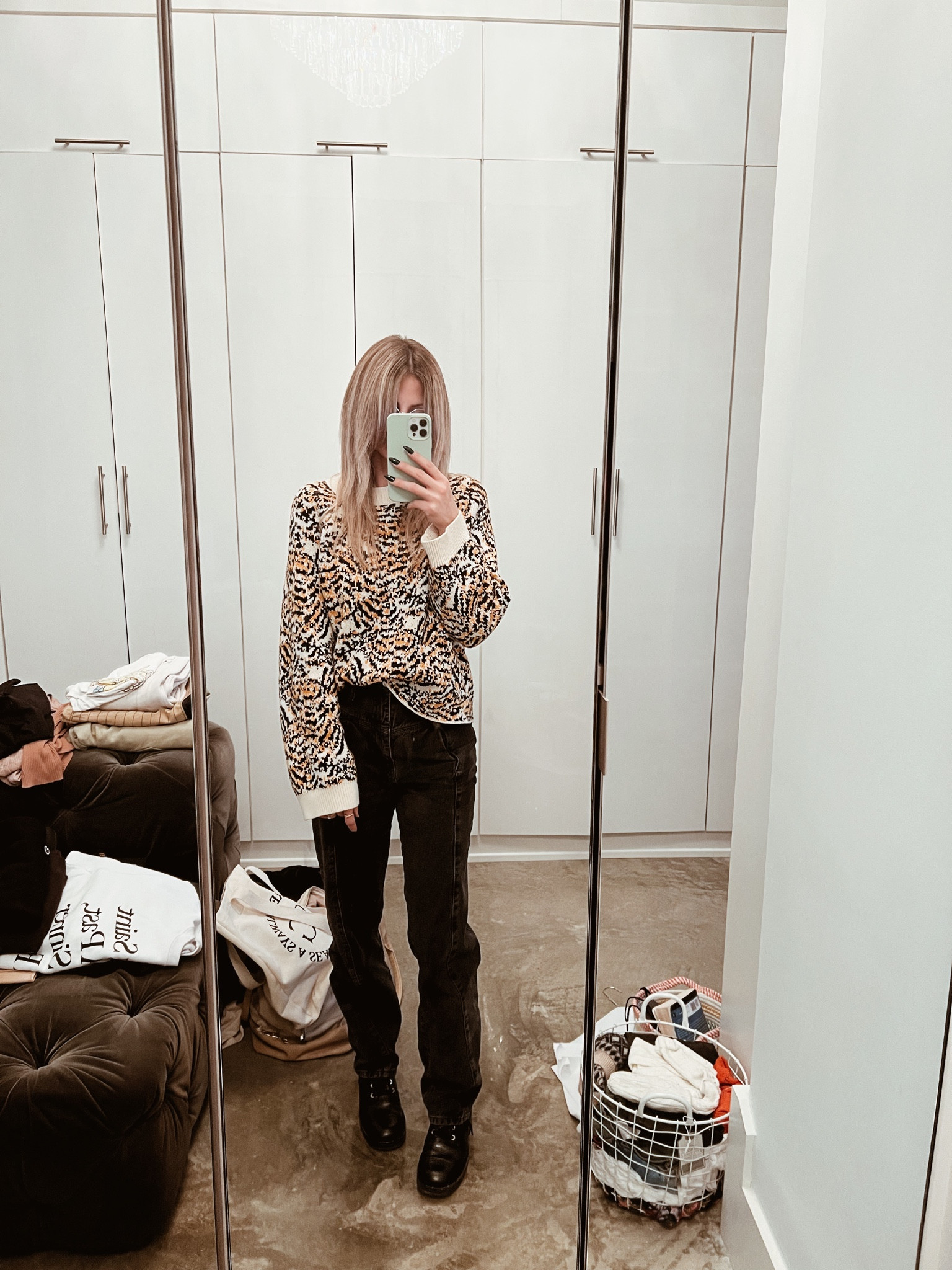 Sweater weather 

#LTKunder100 #LTKSeasonal #LTKstyletip