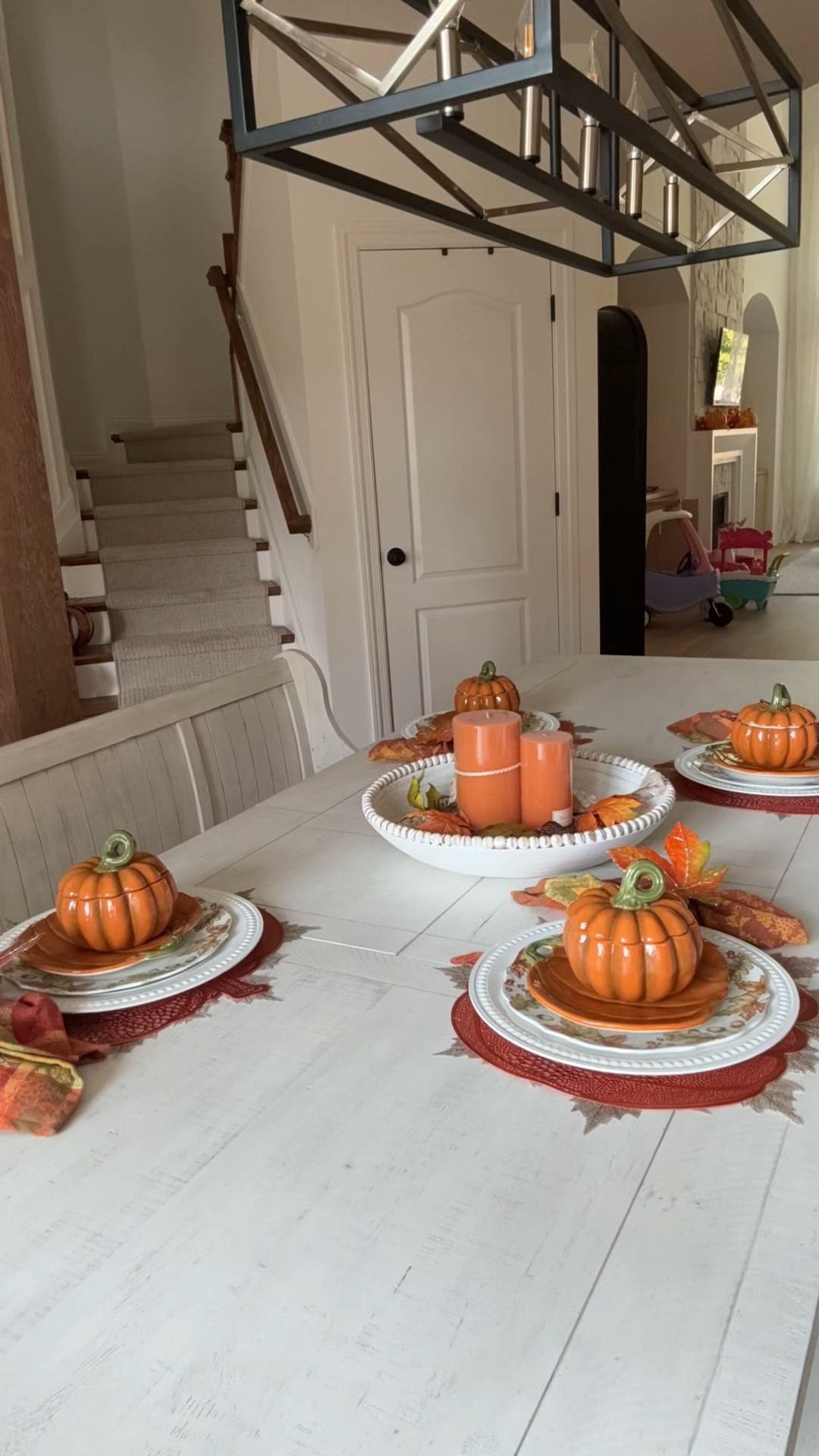 Fall decor engaged😍 