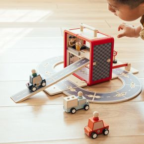 Wonder & Wise Take With Me Garage | West Elm (US)