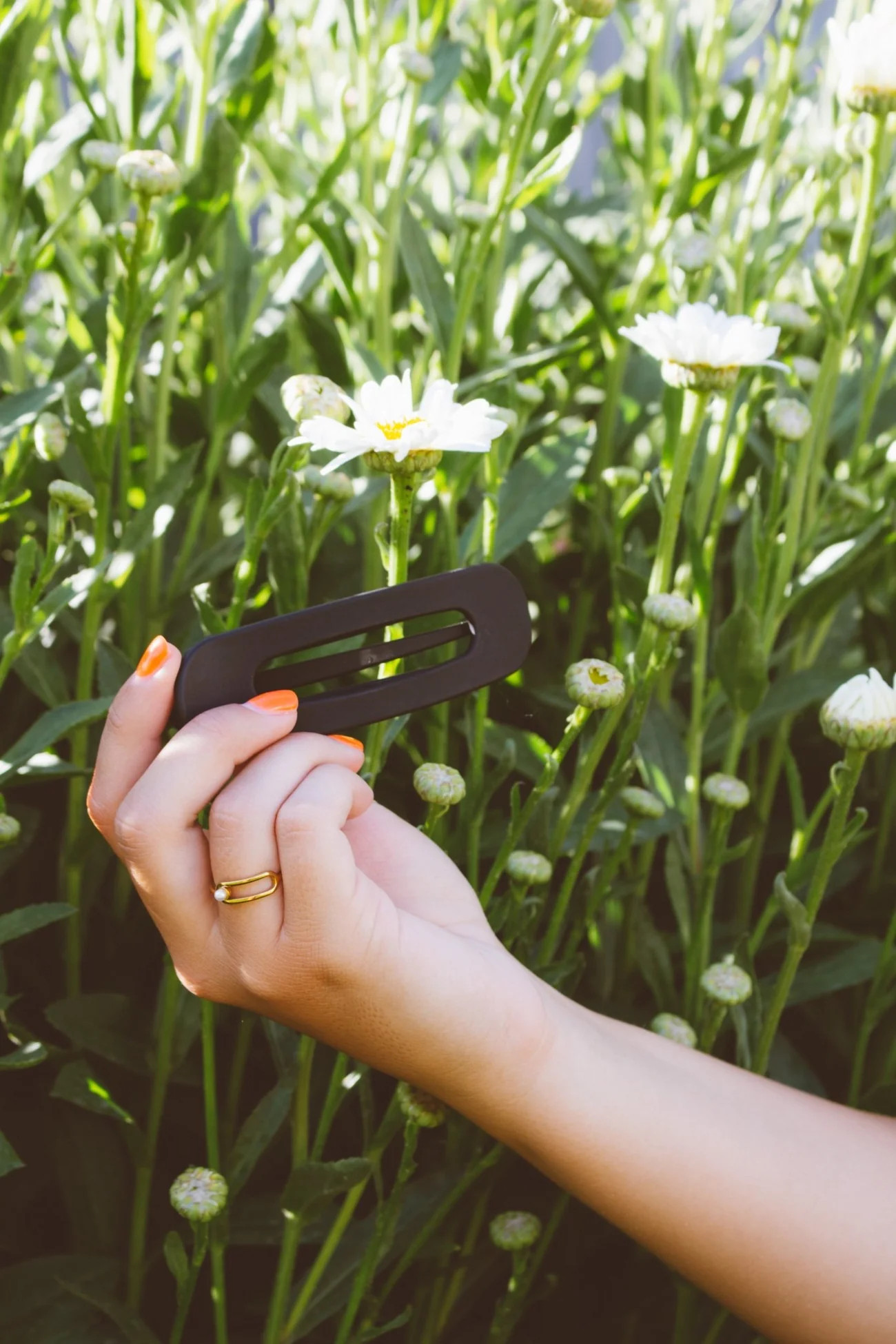 Flat Matte Claw Clip | Shop Andi