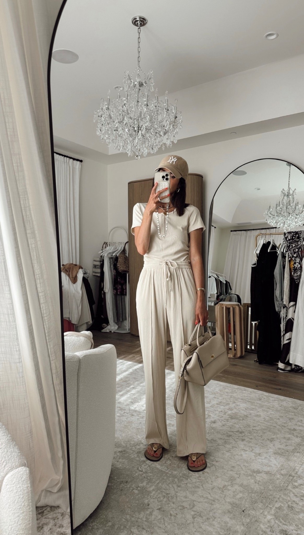 Easily one of my favorite sets✨
StylinByAylin, Aylin

#LTKootd #LTKSeasonal #LTKgrwm