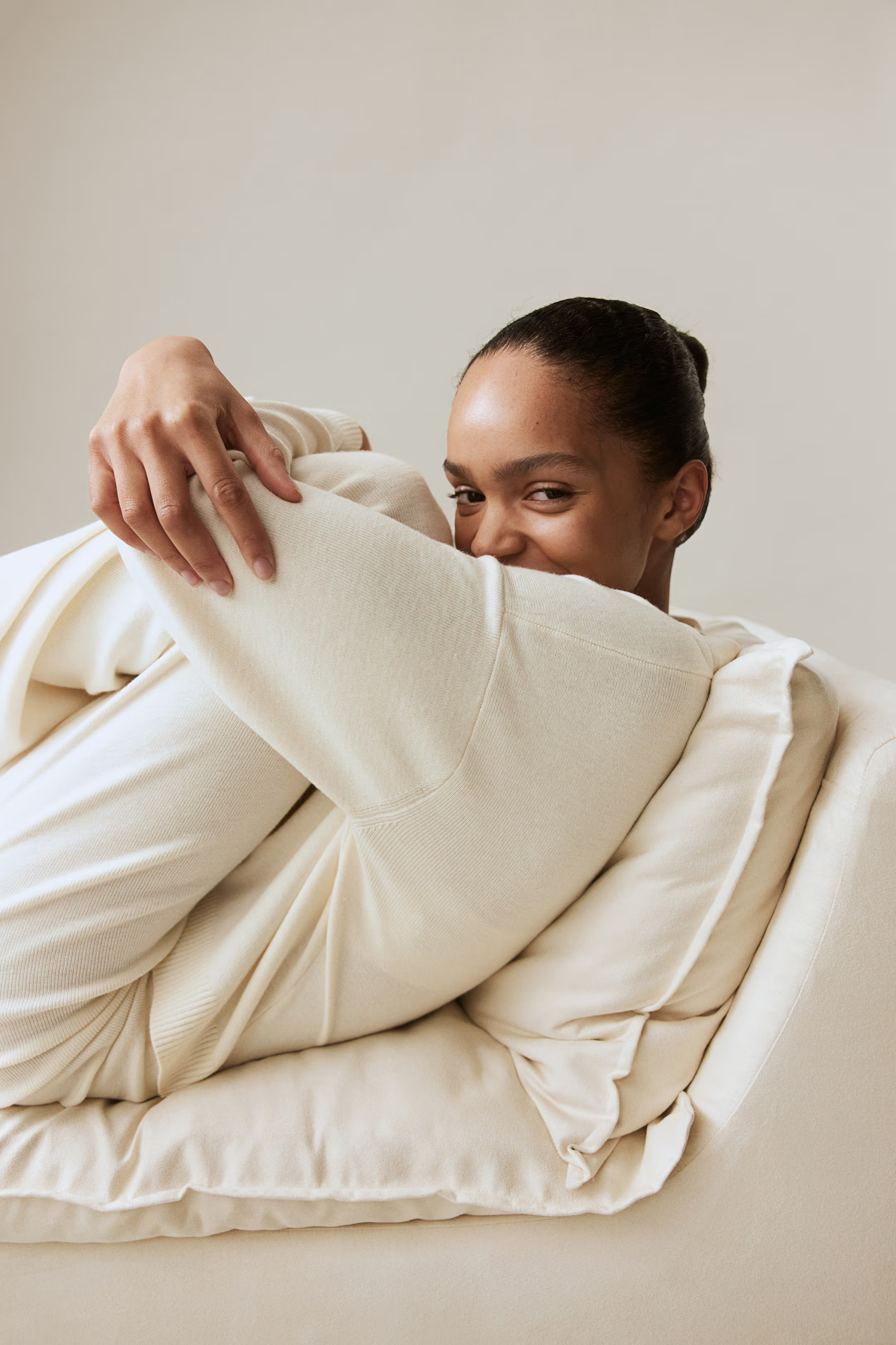 Fine-knit trousers - Light beige marl - Ladies | H&M GB | H&M (UK, MY, IN, SG, PH, TW, HK)