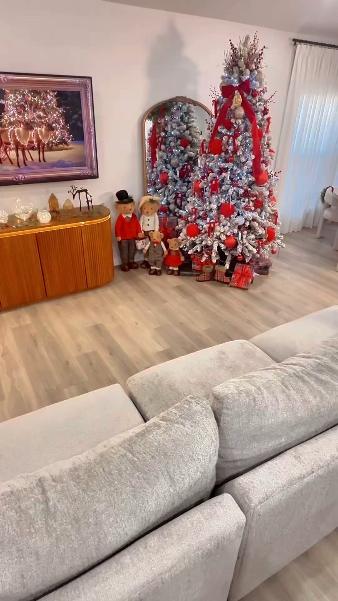 Un solo cambio y mi sala se siente más cálida, elegante y en calma 🤍

#LTKHoliday #LTKHome #LTKActive