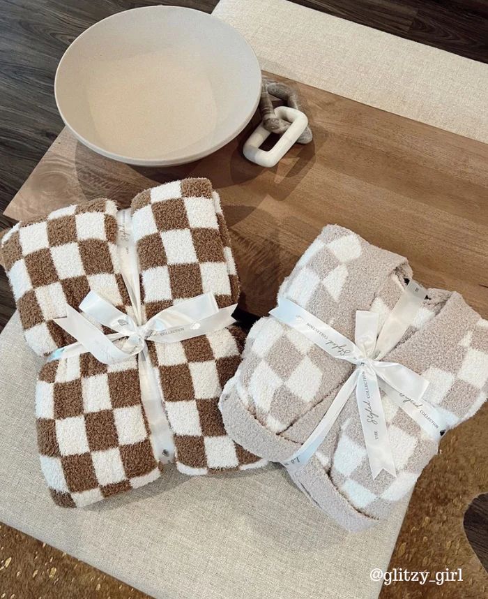 Checkered Buttery Blanket | The Styled Collection