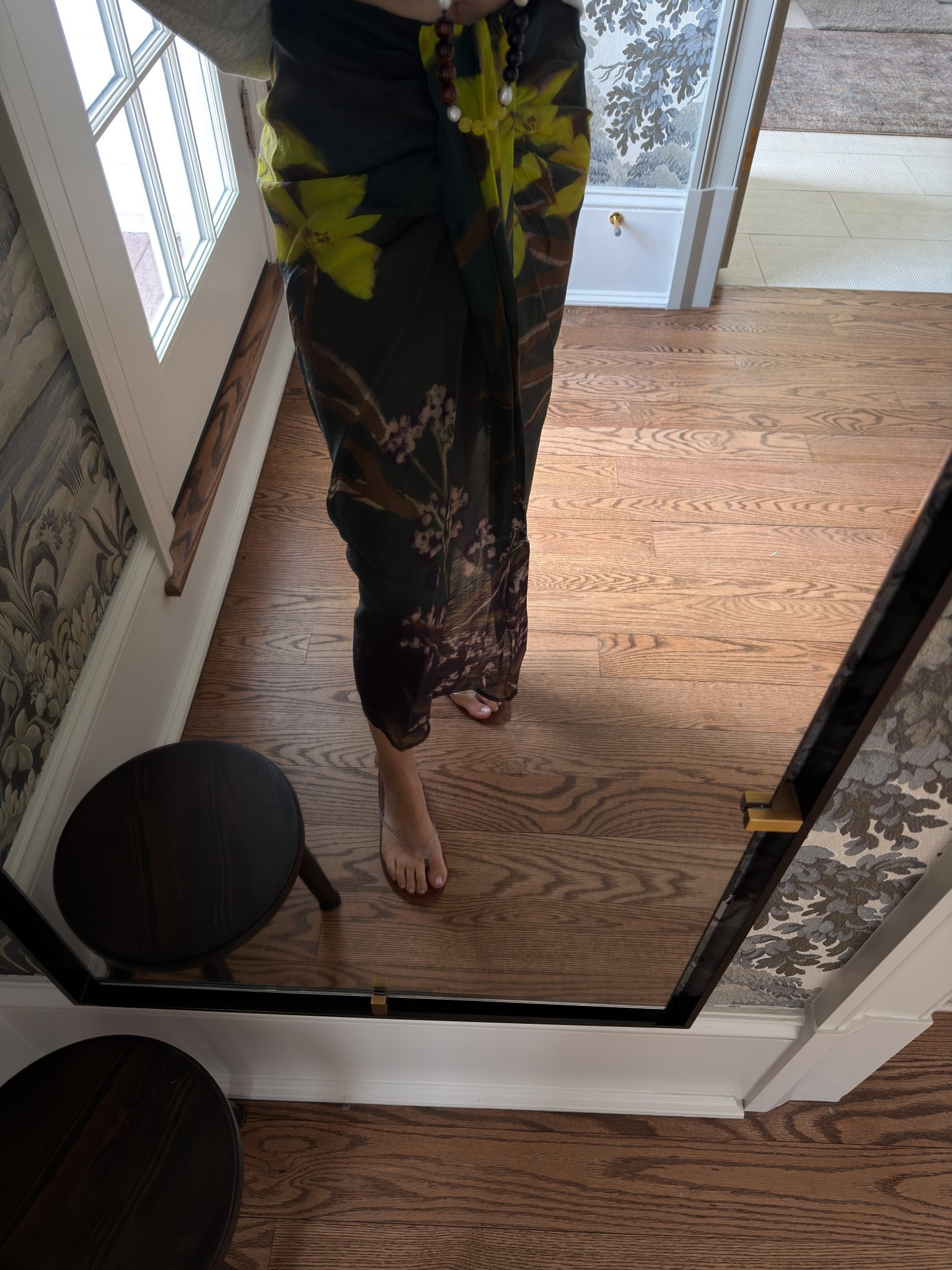 
love this pareo for spring break, wearing size small 