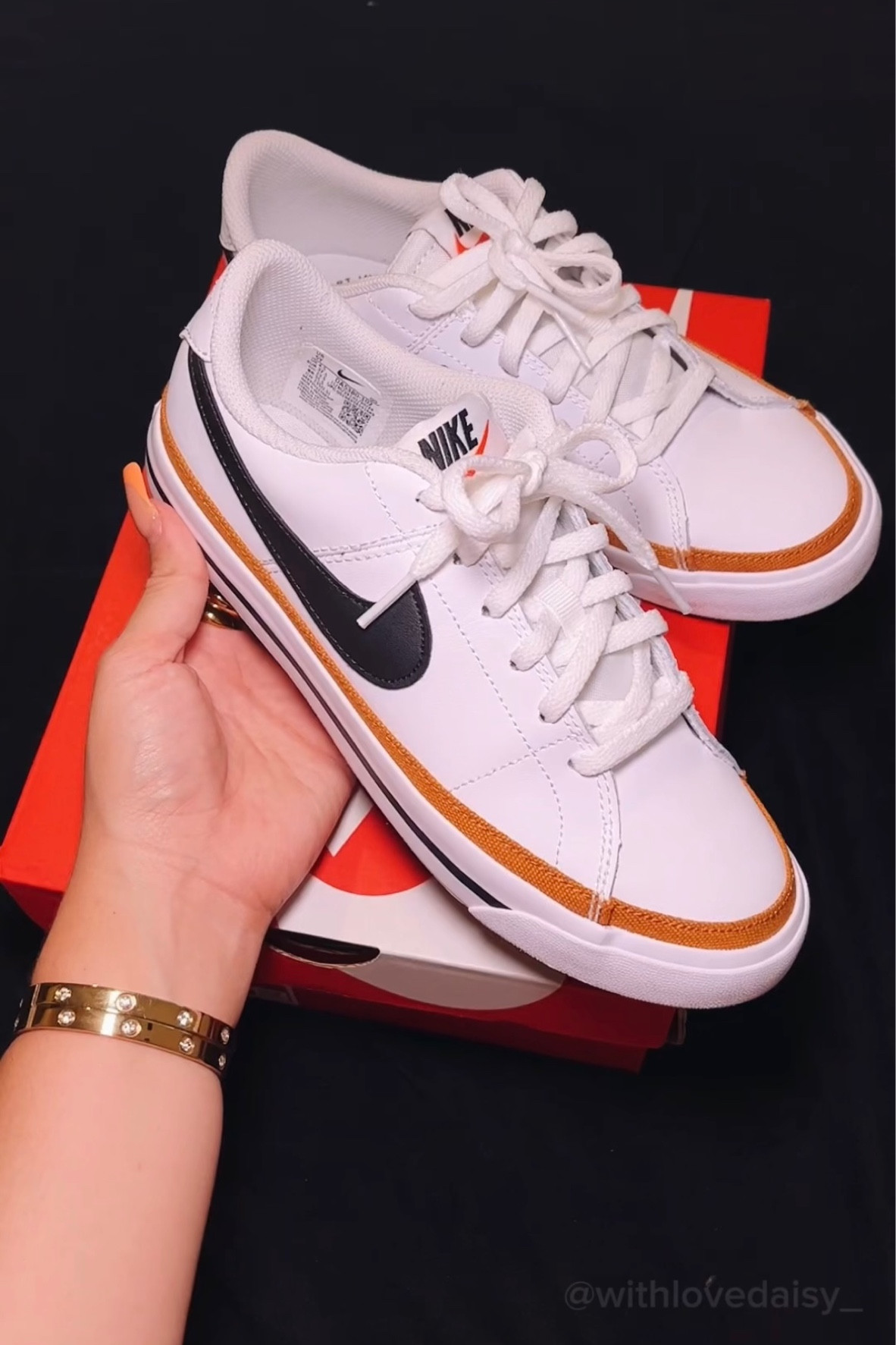 The perfect shoe to go with so many outfits🍂😍 Click post below for direct link! 

#LTKBeauty #LTKActive