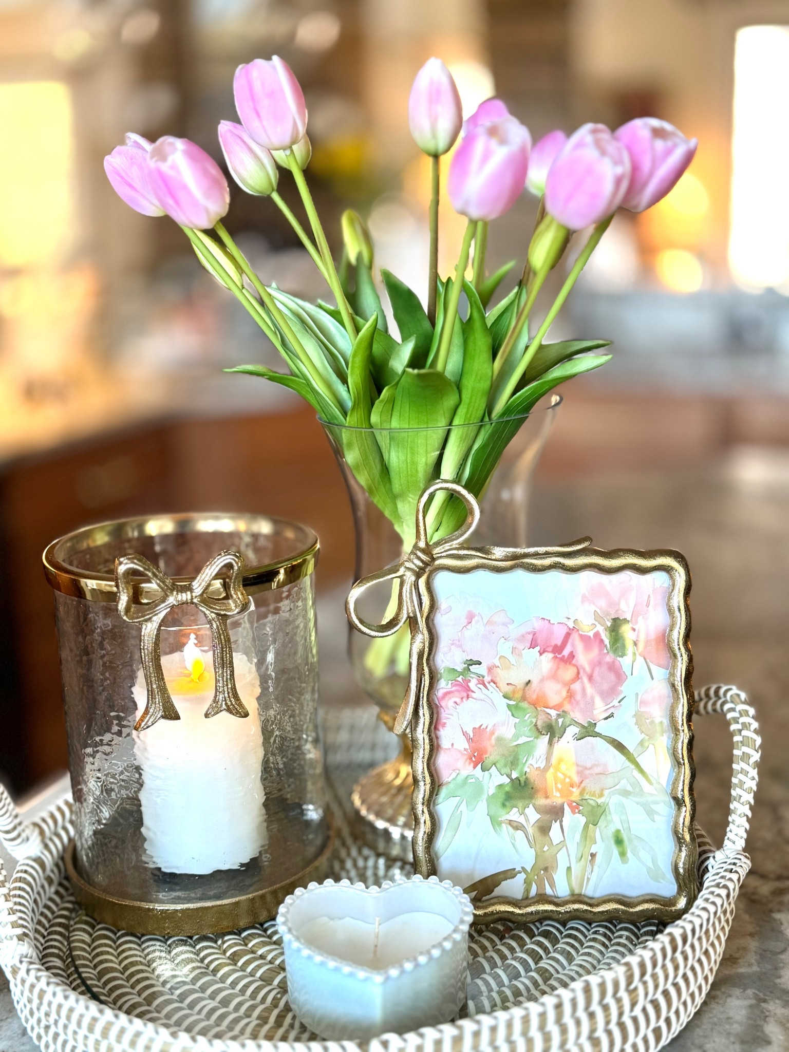 I’m a girl who loves to have flowers in my home all year round! Especially fresh blooms! These are the most realistic looking tulips! Definitely the best I have ever seen! 

#springflorals #spring

#LTKSeasonal
