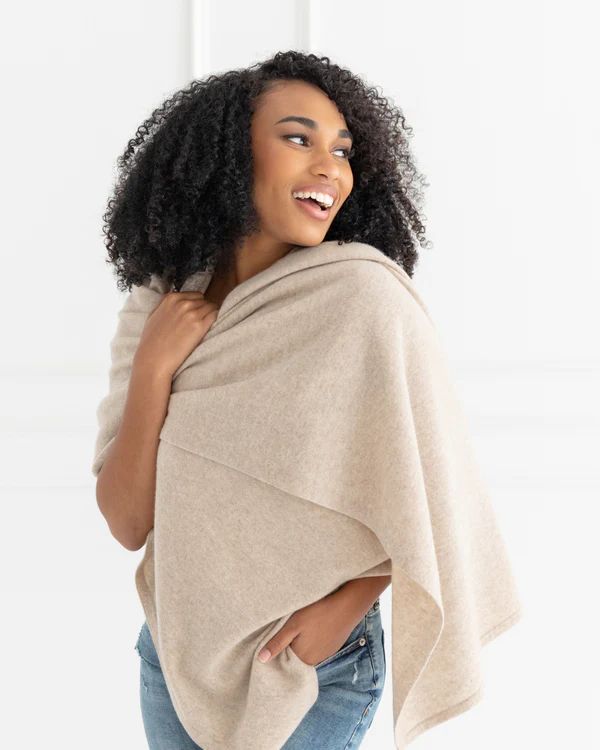 The Dreamsoft Travel Scarf in CloudSpun™ Recycled Cashmere - Oat | zestt organics
