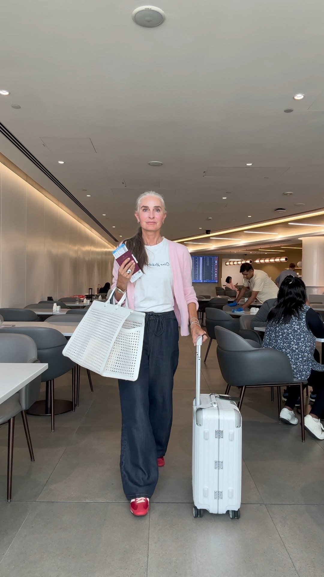 Outfit comfort  
Travel,  drawstring waist, white bag, pink and red trainers
Bag from Blinq in Istanbul. 


#LTKstyletip #LTKtravel #LTKAroundTheWorld