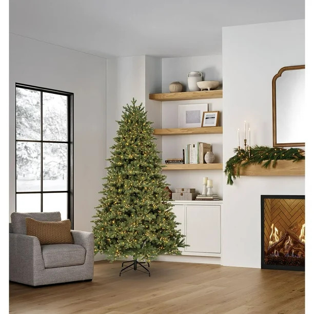 Member's Mark 7.5' Norway Fir Pre-Lit Christmas Tree | Sam's Club