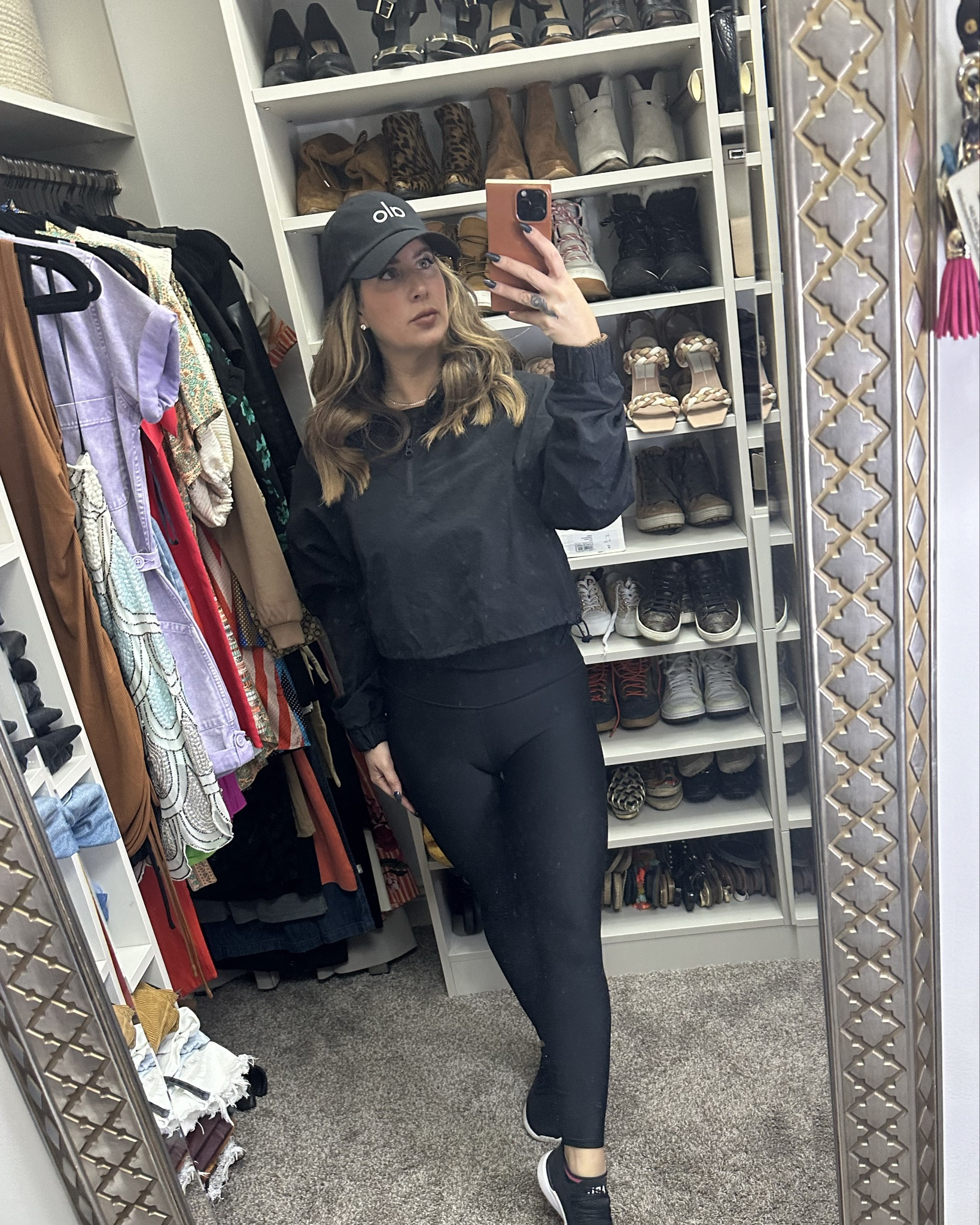 All ALO 🖤

#LTKActive #LTKCyberWeek #LTKGiftGuide