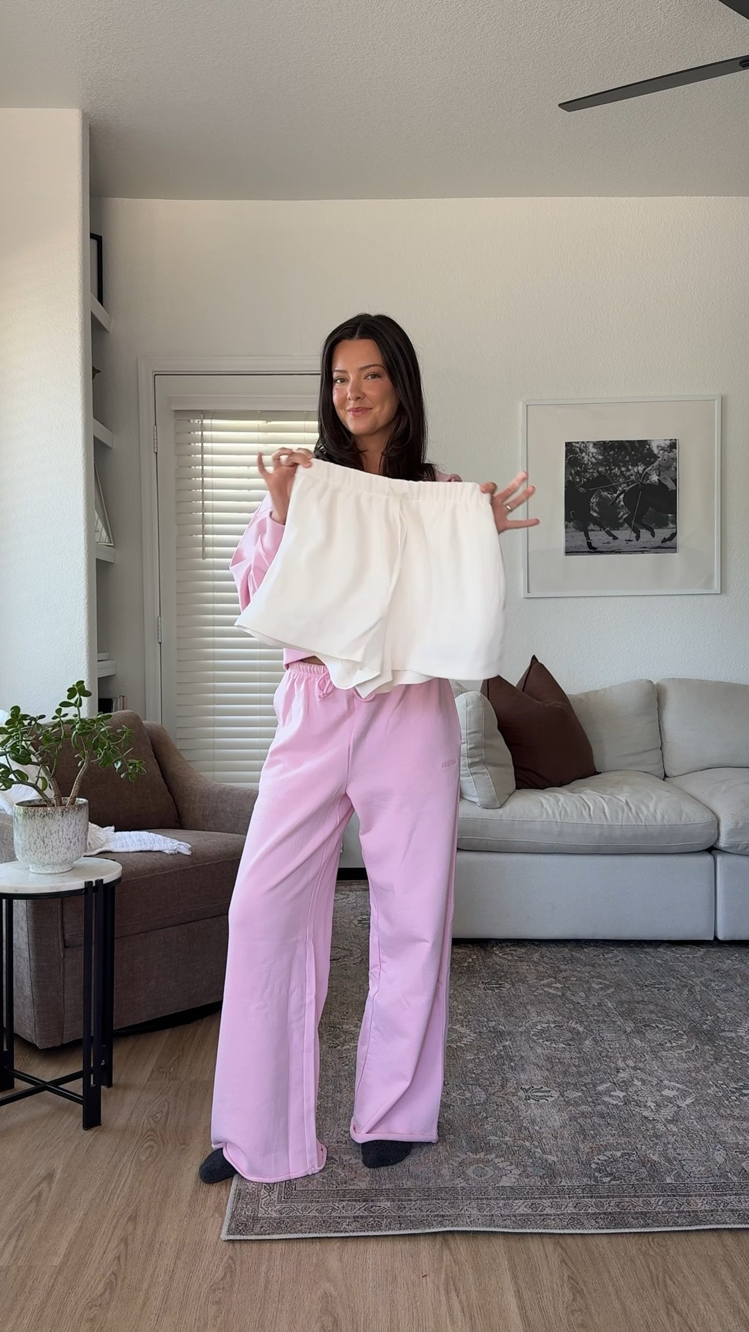 Styling my white shorts for summer! I am 5’7” wearing size small in everything!