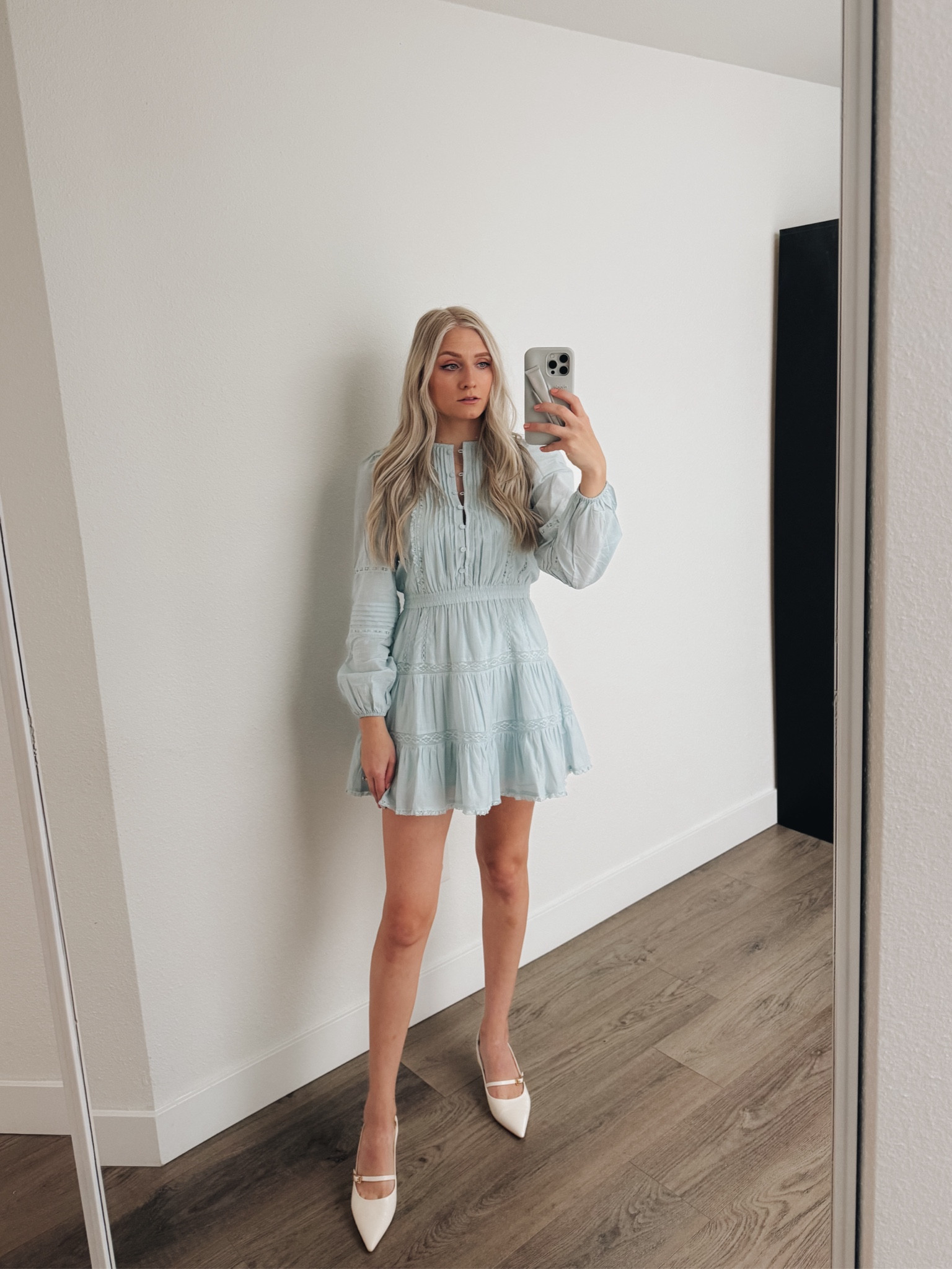 Aritzia is currently having their clientele sale. So many cute dresses for the summer 😍🩵

#LTKSeasonal #LTKSaleAlert #LTKStyleTip