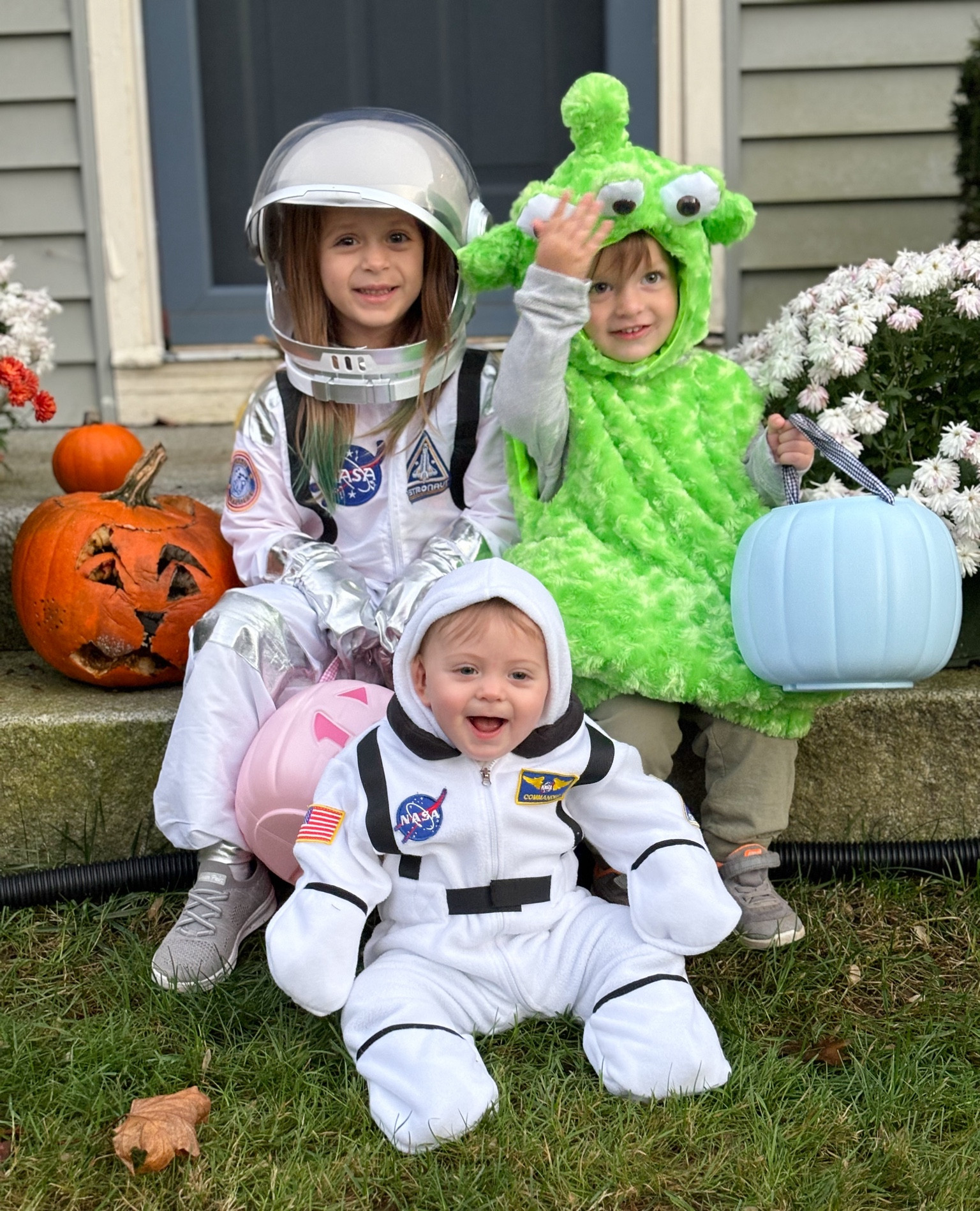 Happy Halloween from our astronauts and aliens! 🚀🛸

#LTKbaby #LTKkids #LTKSeasonal
