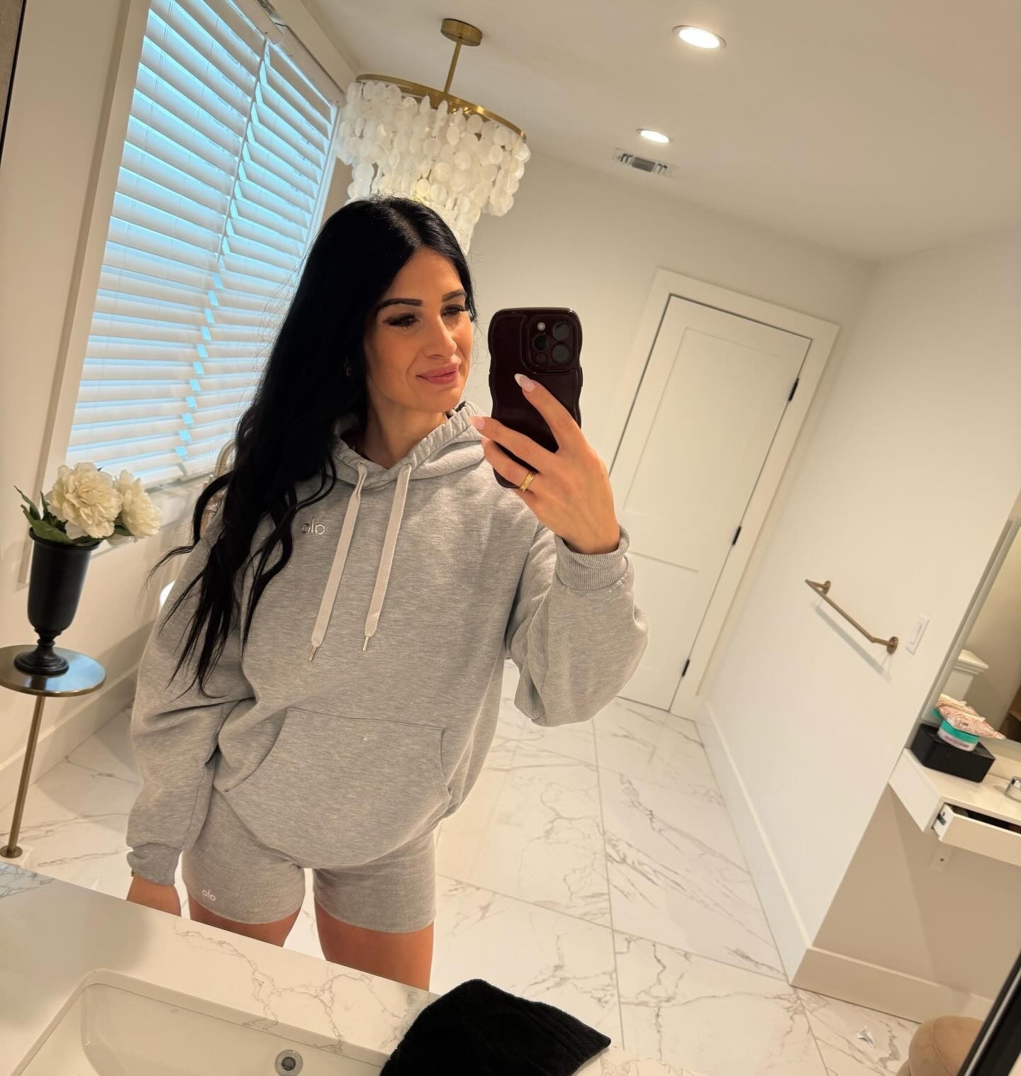 Snowed in look!!! ❄️❄️❄️ 

#ootd #ltk #shopmylook #unbothered #anothersnowday