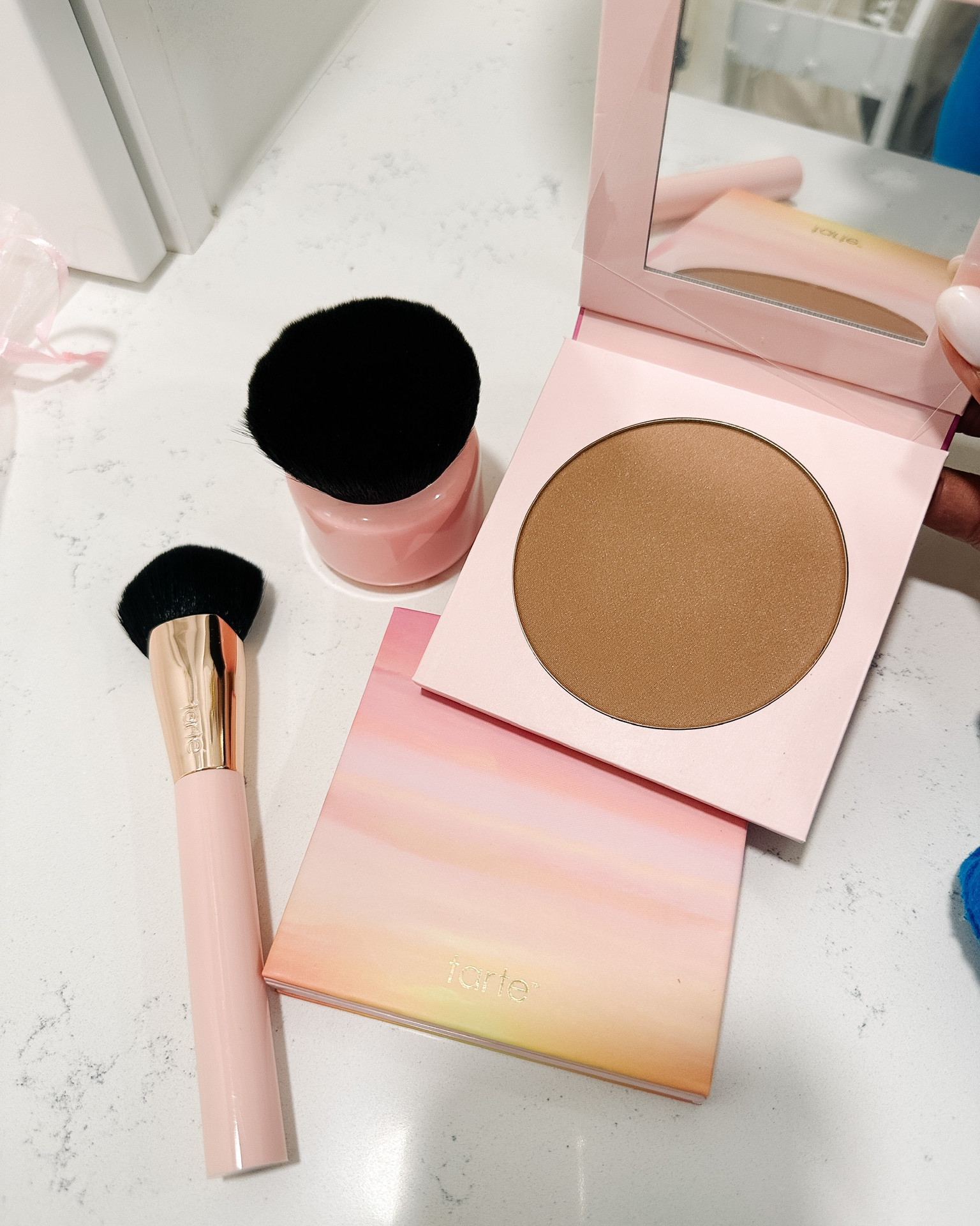 Tarte, Tarte cosmetics, Tarte Park Ave Princess, bronzer, body bronzer, face bronzer, makeup favorites, vegan bronzer, waterproof bronzer

#LTKstyletip #LTKbeauty #LTKcurves