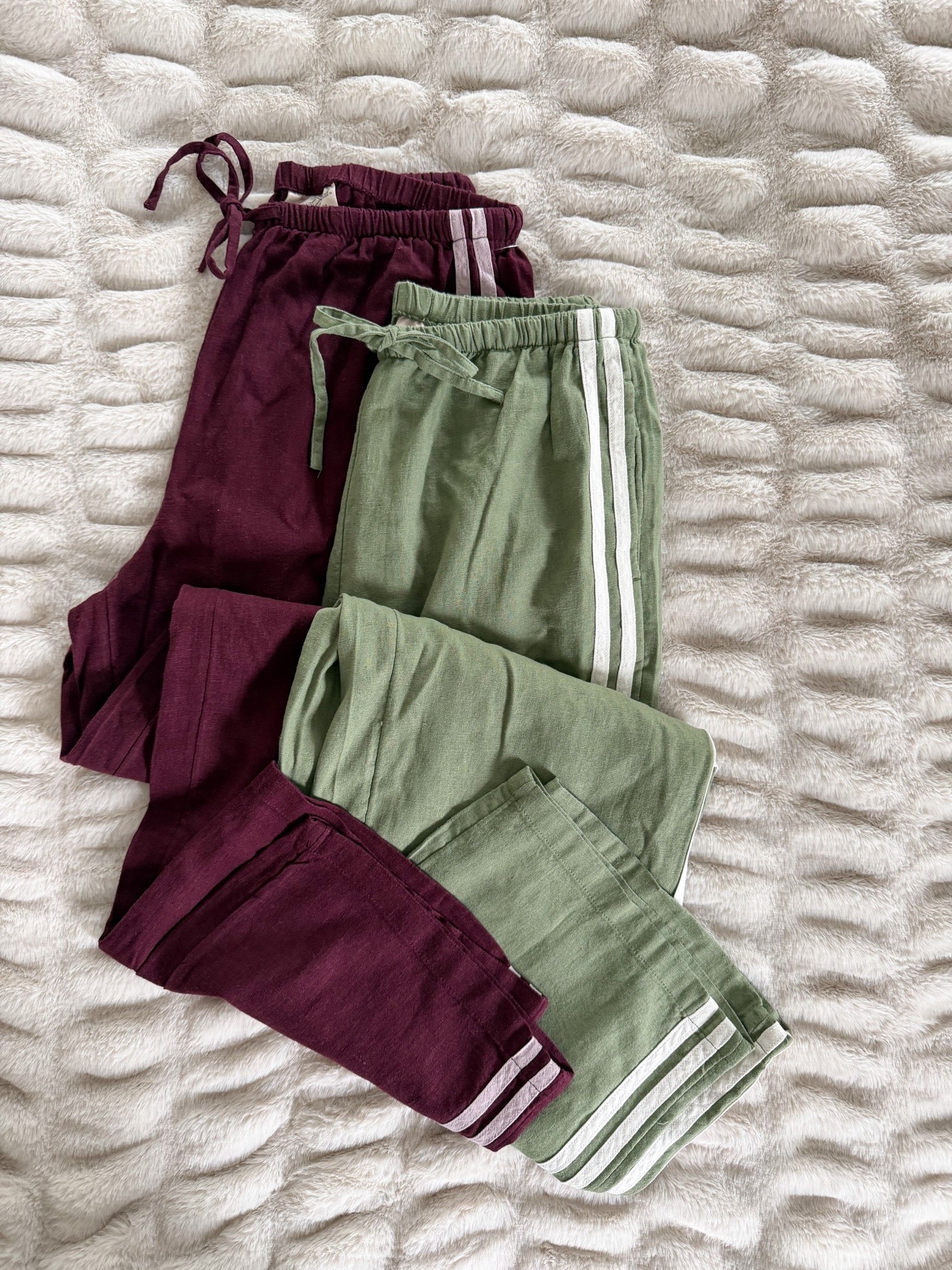 Linen track pants from Target are so good!

#LTKSeasonal #LTKOver40 #LTKgrwm