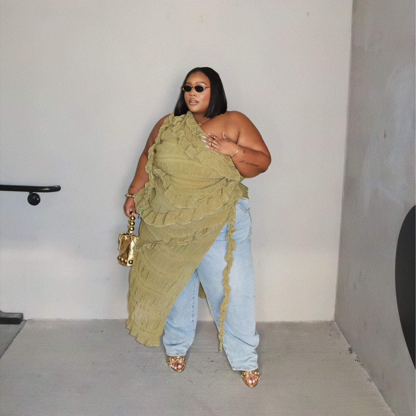 Wearing a dress with jeans is the perfect way to transition your favorite dresses into cute looks for fall! 
Plus size, plus size dress, plus size jeans, fall trends, ootd

#LTKplussize #LTKstyletip #LTKshoecrush