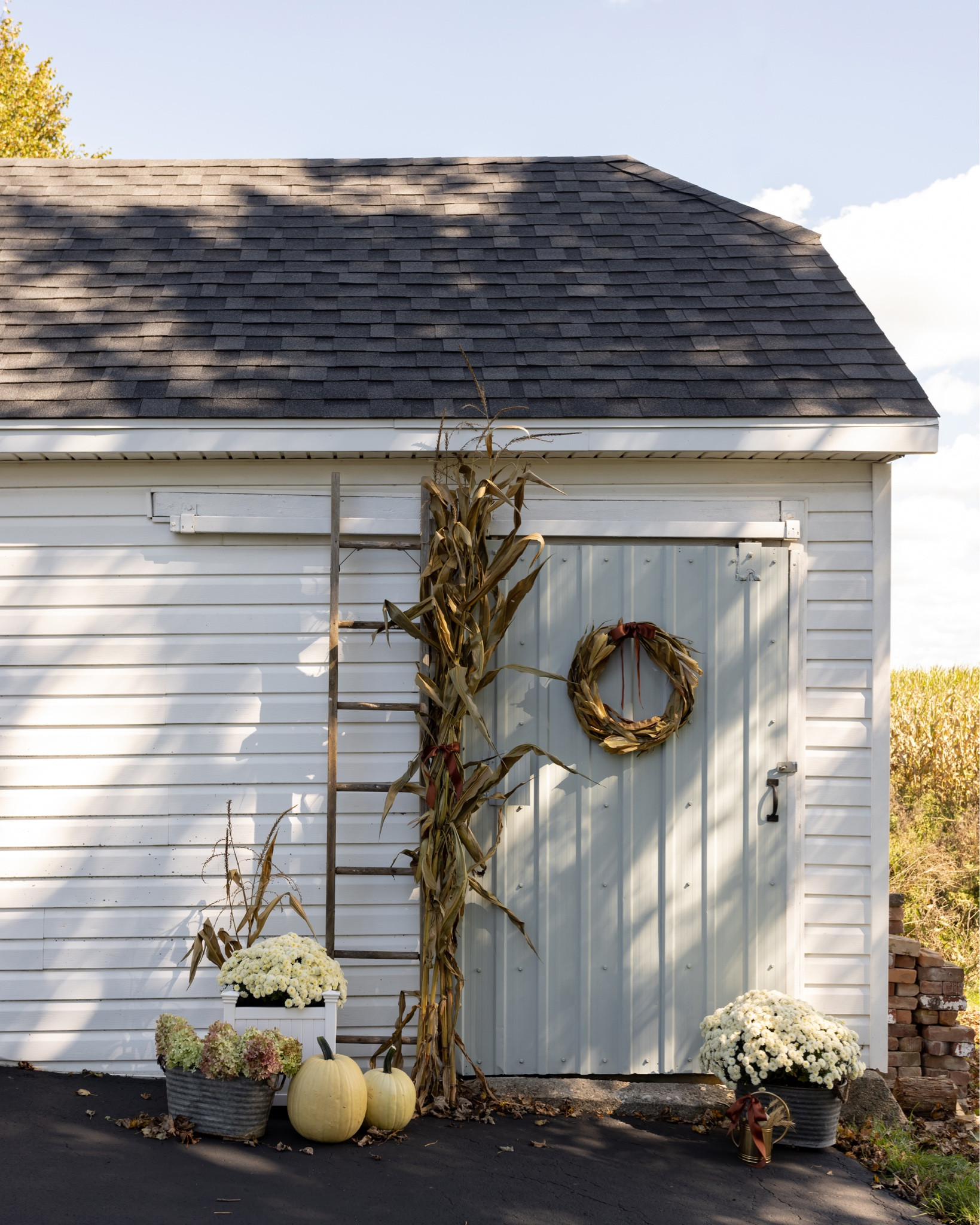Our rustic outdoor fall decor for this year.🍂🌾

#LTKHome #LTKSeasonal