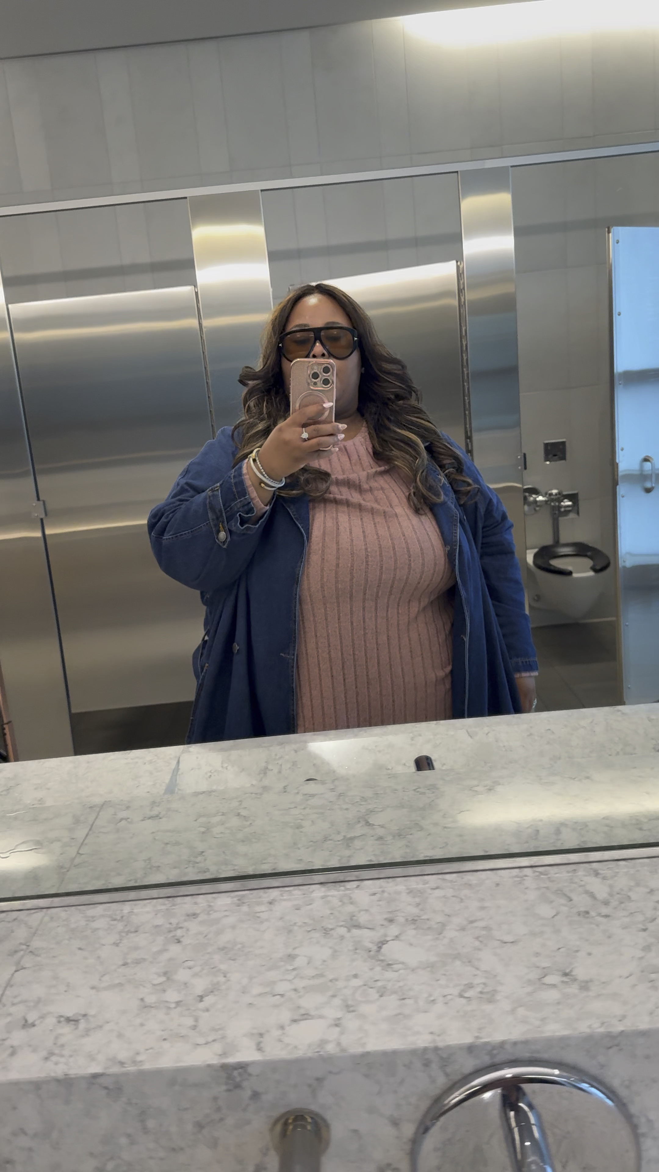 My flight is delayed but at least I look good! 

#LTKPlusSize #LTKFindsUnder50 #LTKTravel