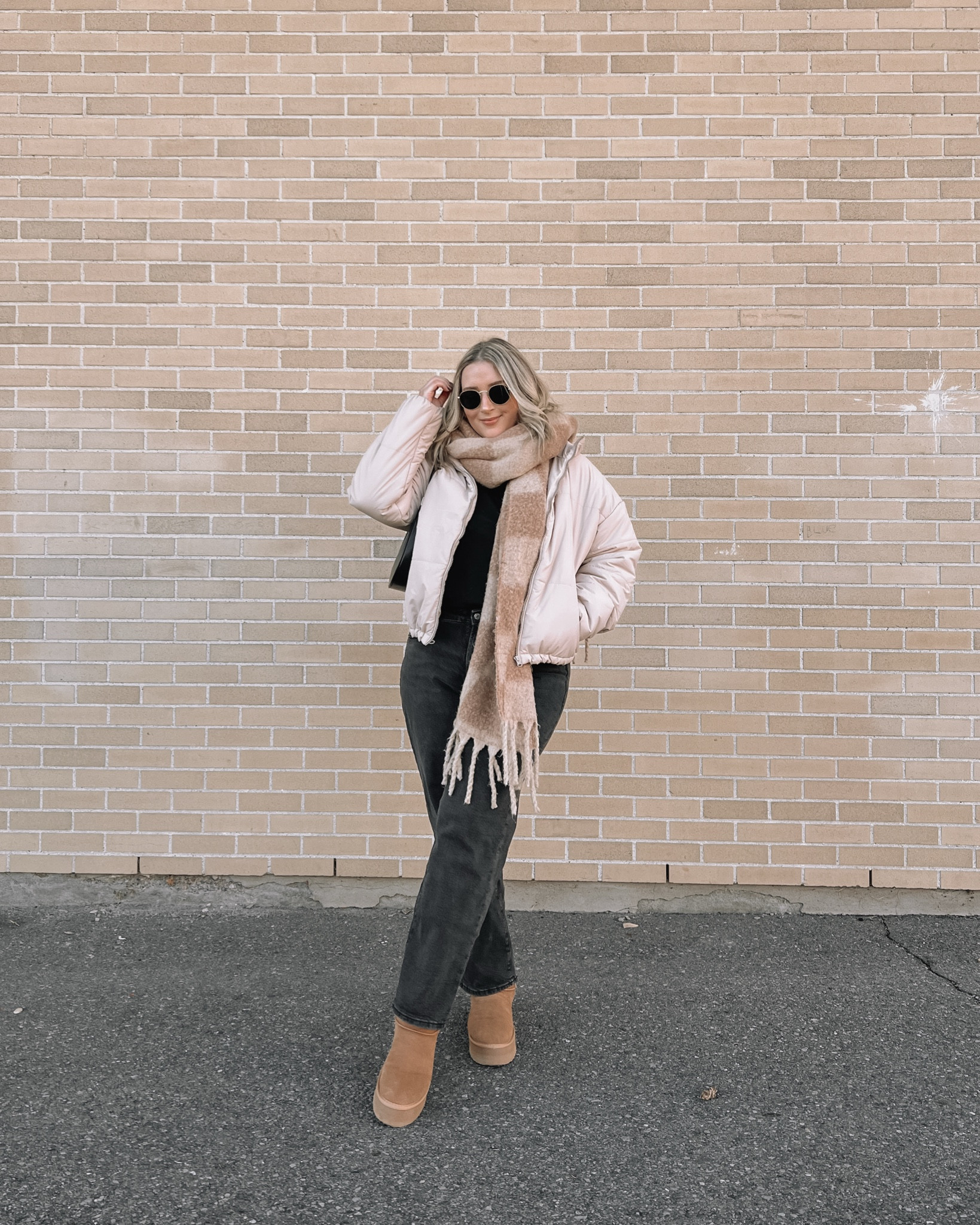Midsize casual fall to winter outfit - wearing L in the Amazon puffer jacket & basic black tee, wearing 14 in the black jeans (50% off!). My ultra mini platform boots are an Ugg look for less from Amazon and so comfy (20% off) ! I’m usually a 9.5-10 and wear a 10 in these. Linked similar neutral scarf 


#LTKmidsize #LTKsale #LTKwinter
