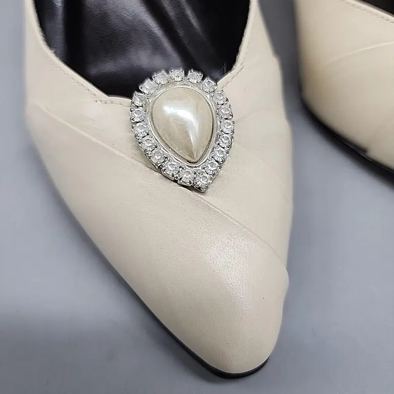Vintage Marquise Wedding Heels Pumps Size 6 Ivory Rhinestones Leather - Etsy | Etsy (US)
