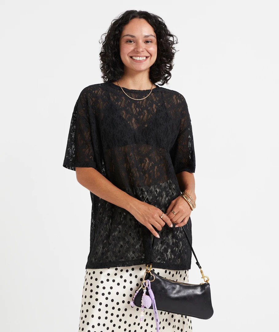 LACE BOYFRIEND T-SHIRT | Sportsgirl