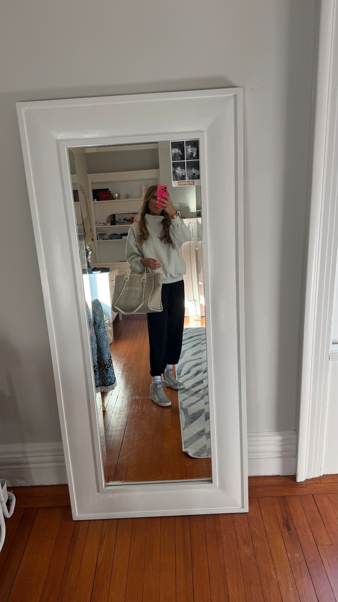 Best way to elevate your morning sweat set? Great bag and sneakers! 


#LTKOver40 #LTKmorningroutine #LTKdayinmylife