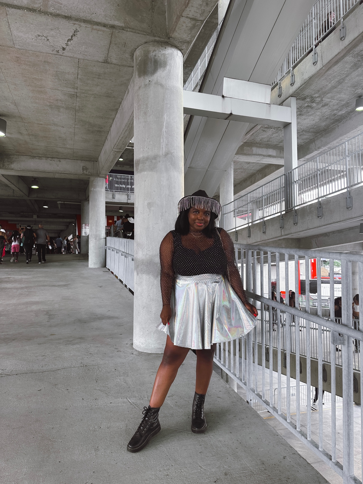 Plus size Beyoncé outfit linked! Hat is sold out from Windsor, so I shared similar options. Blank tank top is from Target 

#LTKunder50 #LTKcurves