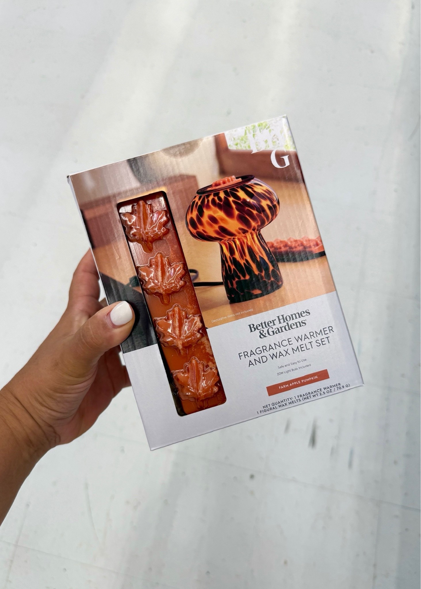 @Walmart fall home finds are SO good this year 🍂🤎 This tortoiseshell wax warmer comes with the cutest maple leaf wax melts, such an easy way to make your home look AND smell like fall! 🎃🍎

#WalmartHome #WalmartFinds #FallDecor #FallHome #WaxWarmer #FallHomeDecor

#LTKHome #LTKSeasonal #LTKCon