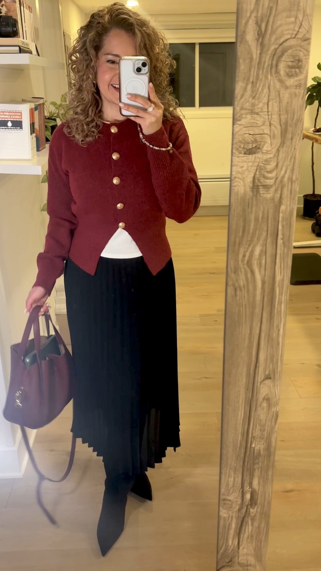 Elegant Burgundy Outfit | Classic Office & Casual Chic Look
Description (SEO):
Classic and feminine outfit featuring a burgundy cardigan, black midi skirt, and structured handbag. A timeless look ideal for office wear, fall outfits, or elevated everyday style with a touch of elegance.


#LTKwinter #LTKmodest #LTKcanada