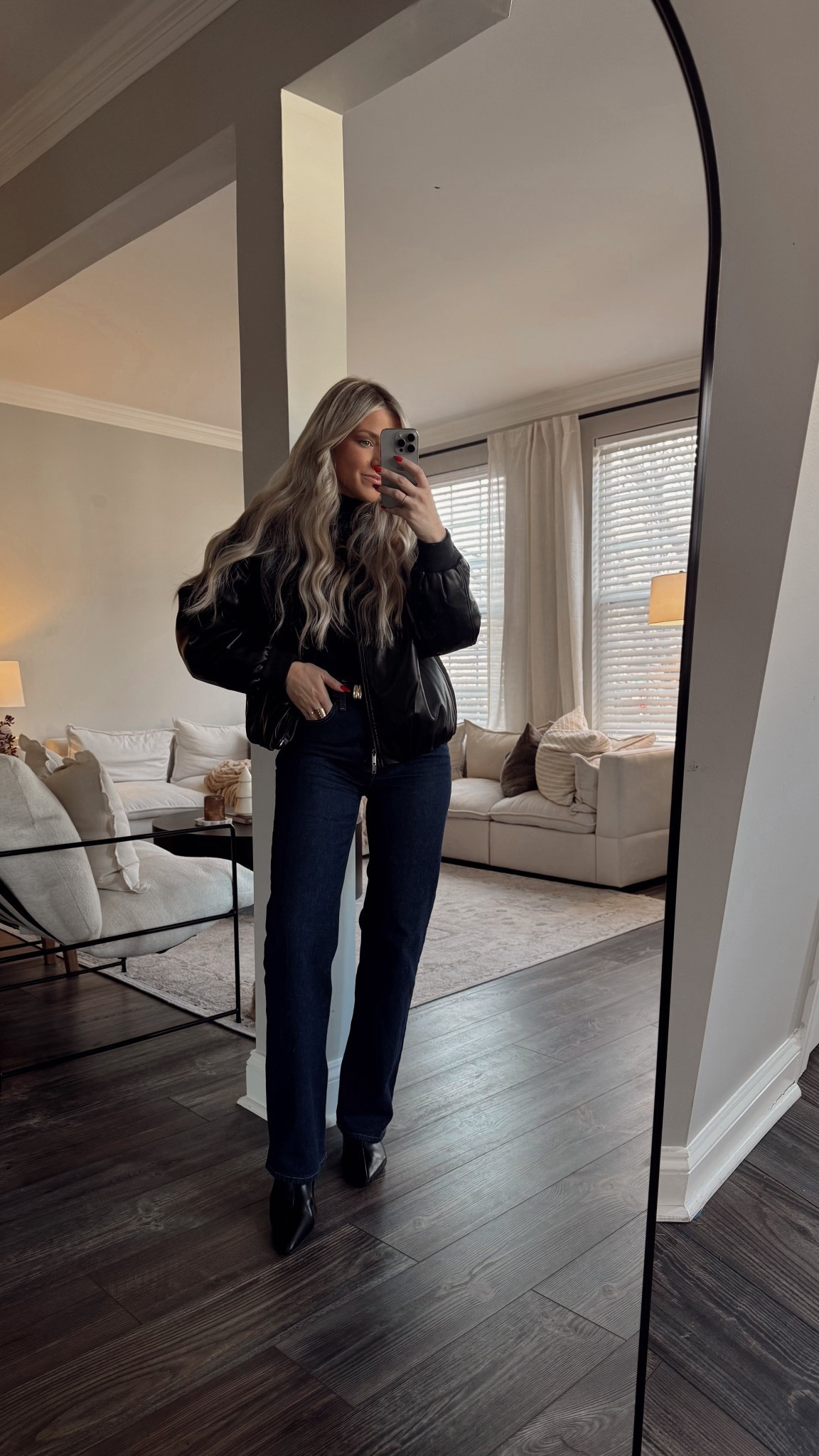 The cutest jacket to wear casually this winter! 

#LTKSaleAlert #LTKSeasonal #LTKFindsUnder100