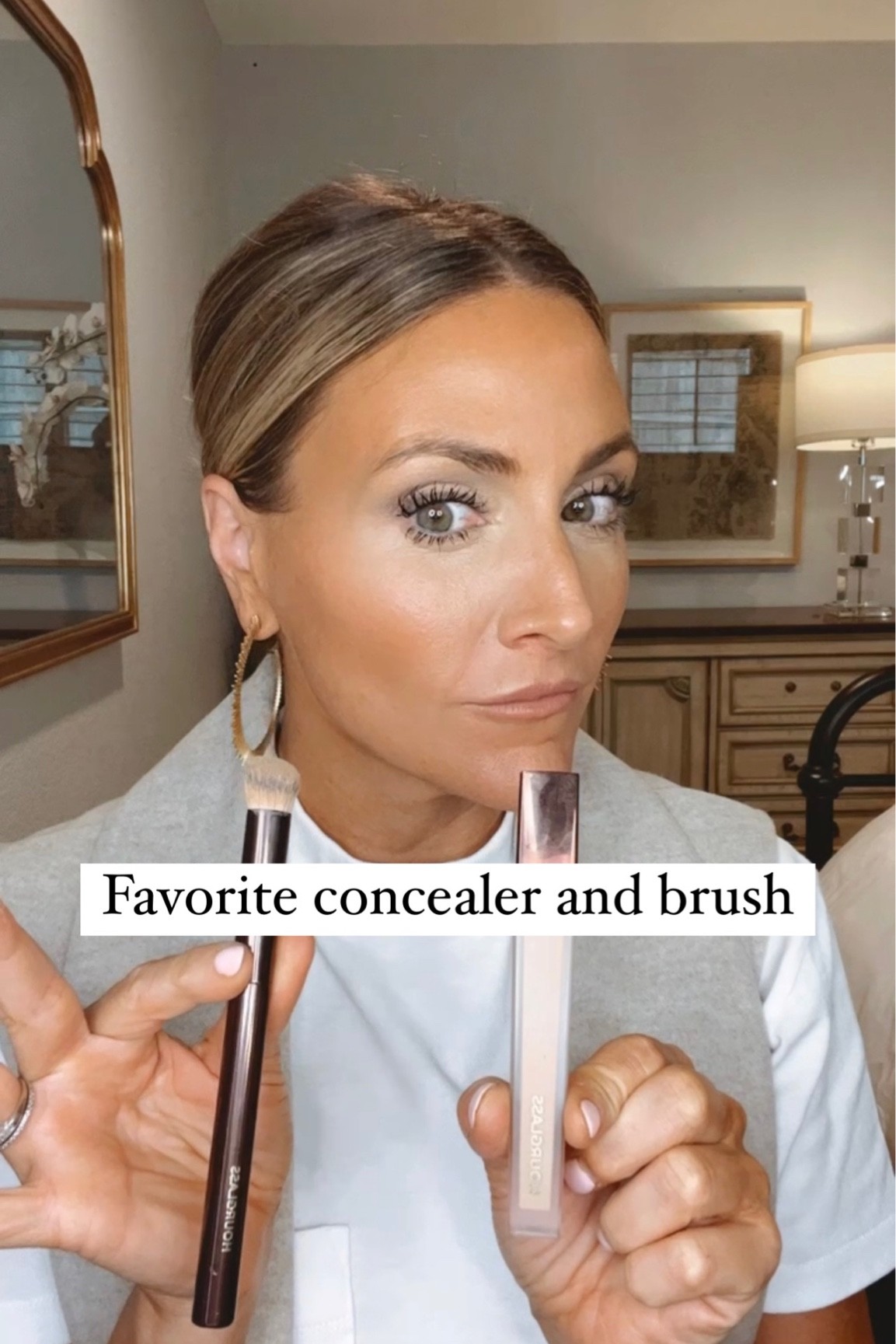 The color concealer I wear is fawn! 