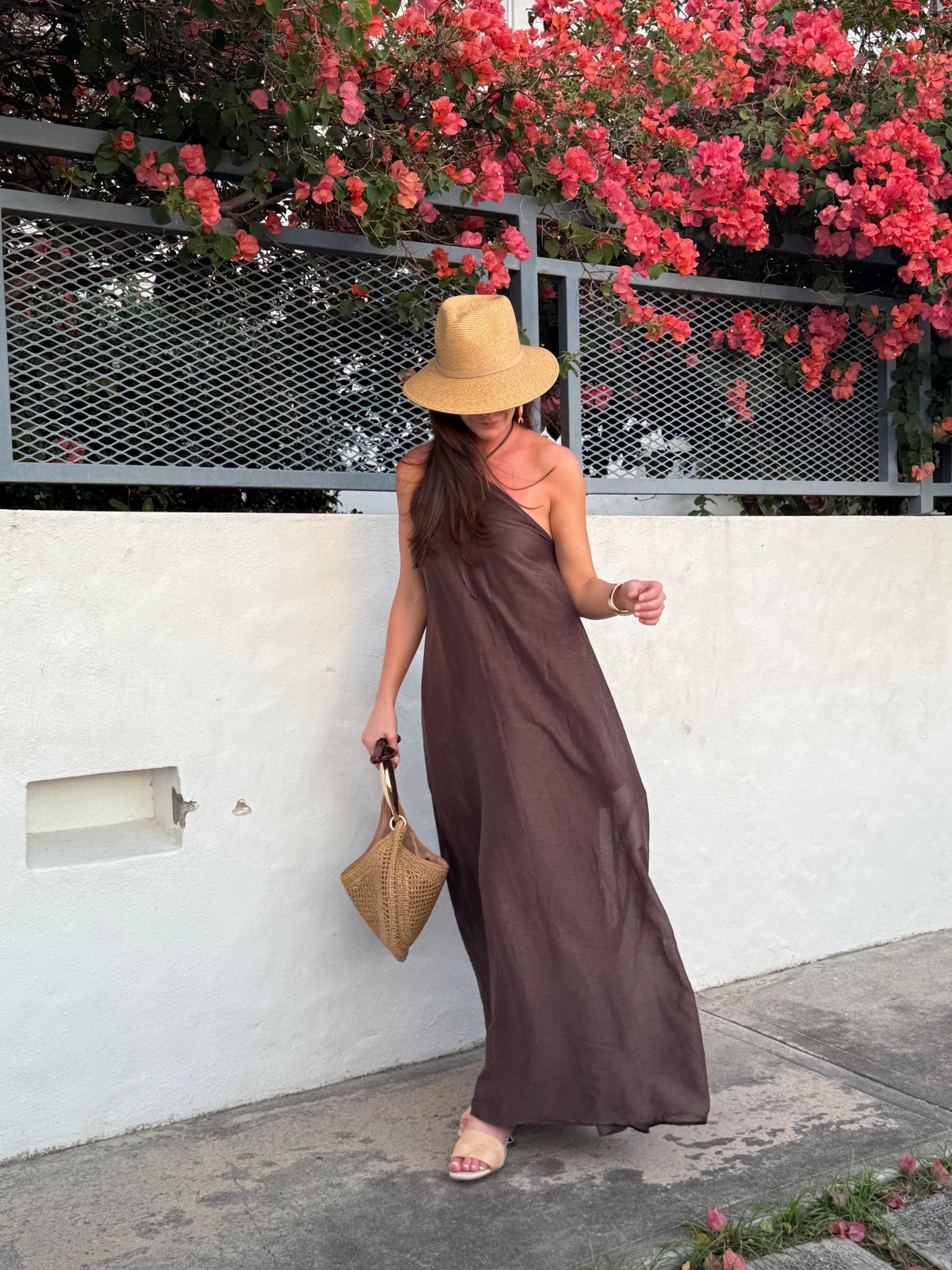 Wearing size x small 

#LTKTravel #LTKootd #LTKgrwm