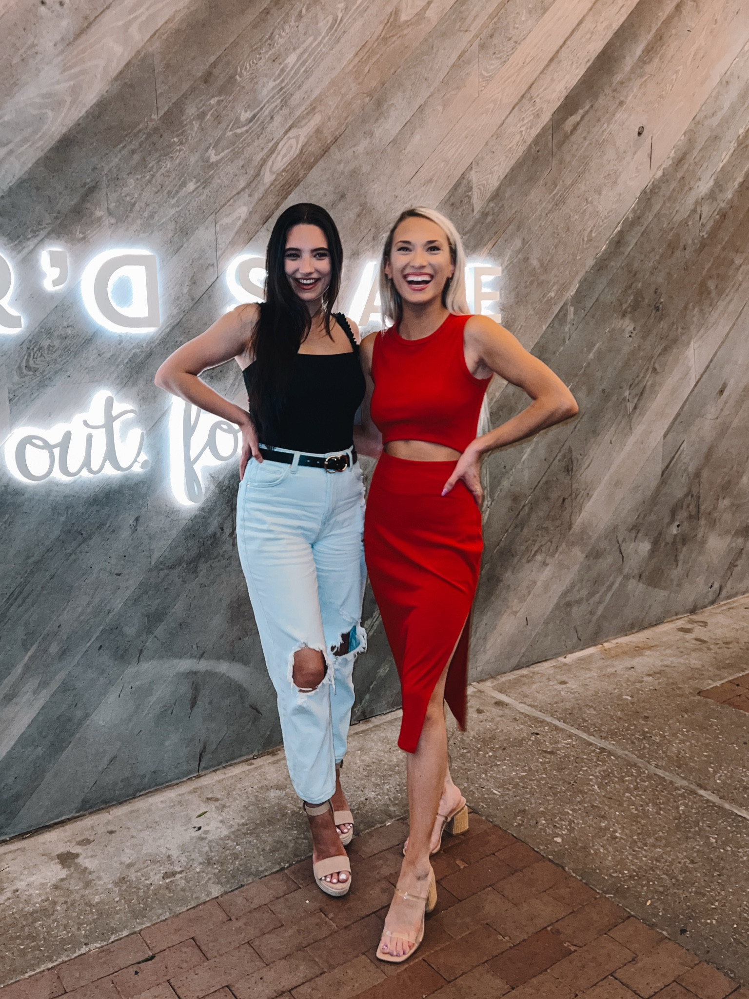 Date Night Outfit from Amazon / affordable Valentine’s Day outfit perfect for dinner or GNO ❤️ 

Midi dress comes in several colors, wearing size S.

#LTKSeasonal #LTKStyleTip #LTKWorkwear