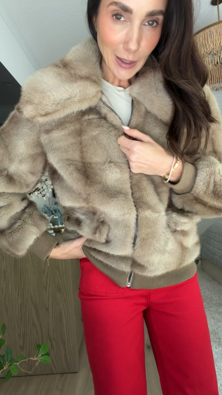 Faux fur jacket size XS, jeans size 0.