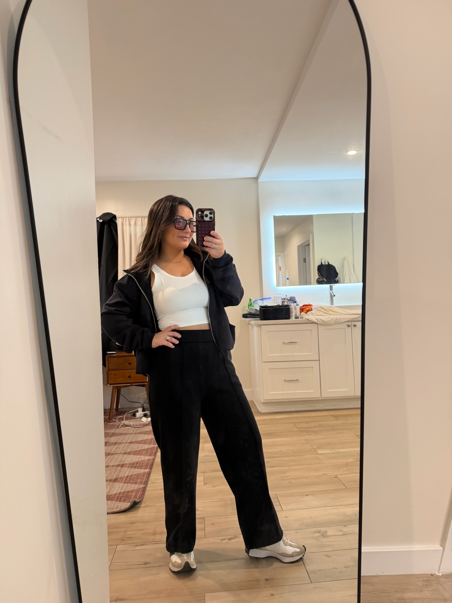 Most luxe active pieces from Amazon!! 

💫For sizing, I am 5’0” & 140lbs. 

Jacket and tank size small 
Pants size small petite 

#LTKootd #LTKPetite #LTKActive