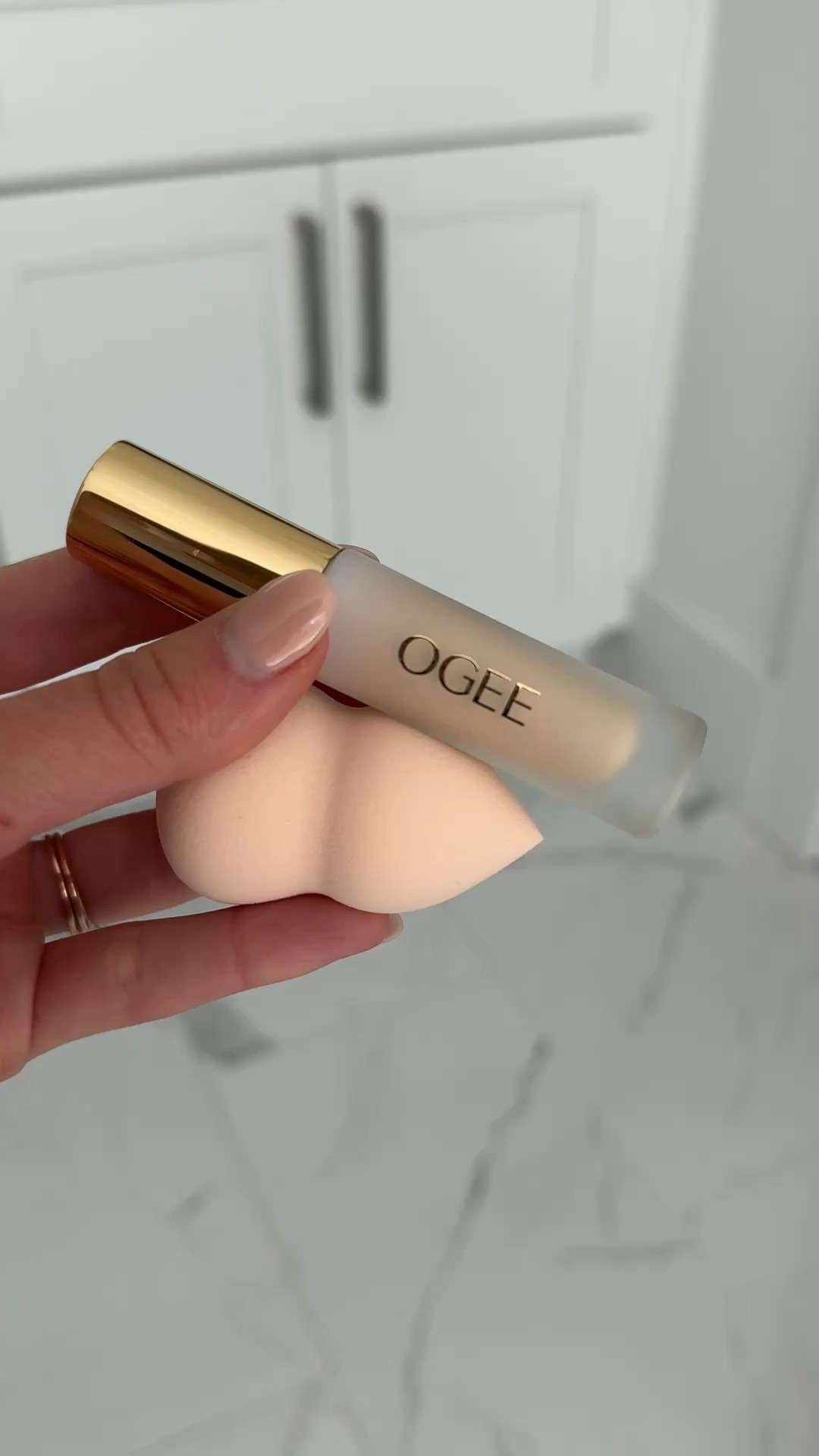 My go-to concealer—looks like I’m wearing nothing but also somehow gives me all the coverage! they’re still running their LDW sale—it’s only $25 with code SUNKISS

#LTKFindsUnder50 #LTKBeauty